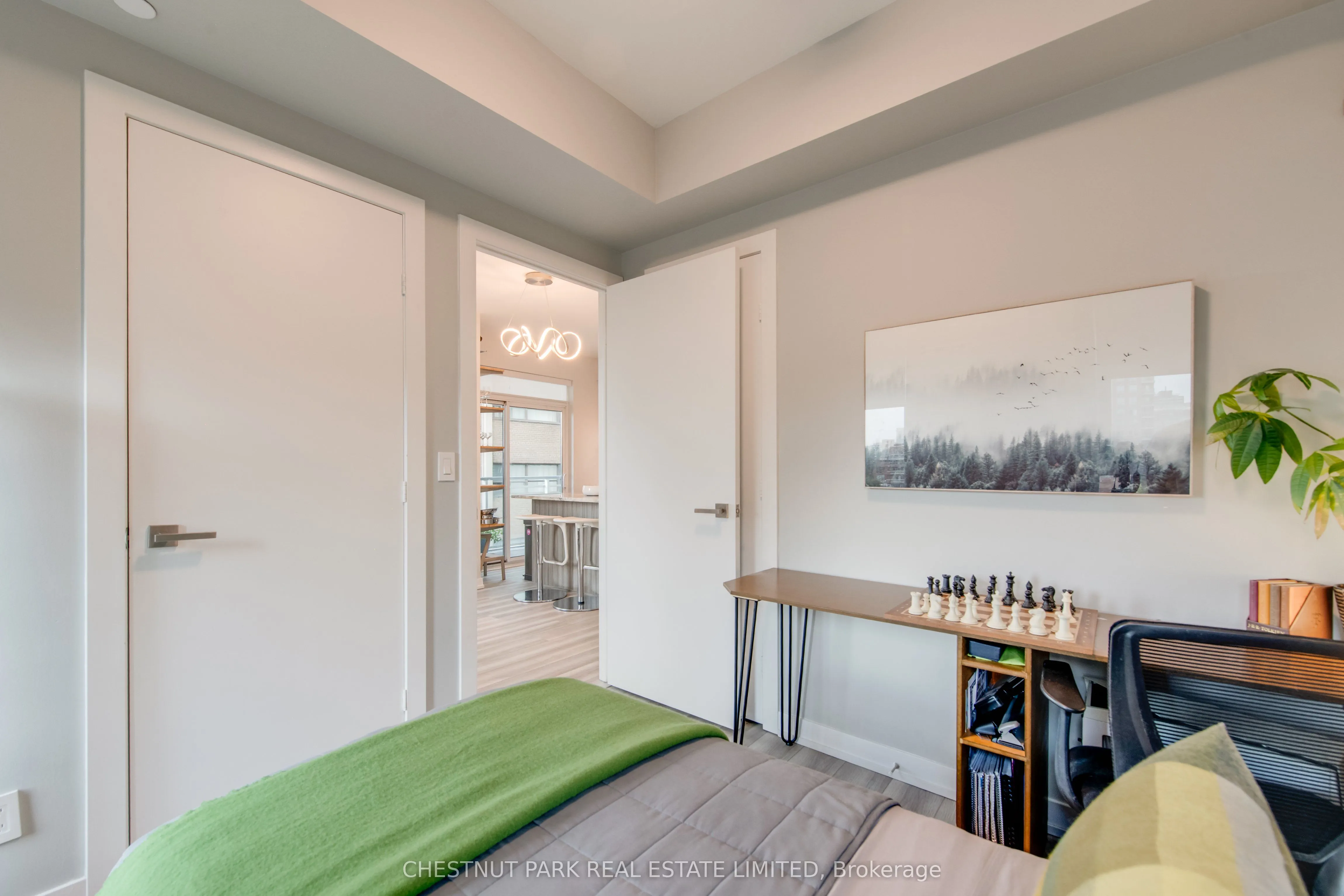 223 St. Clair Avenue W, #614
