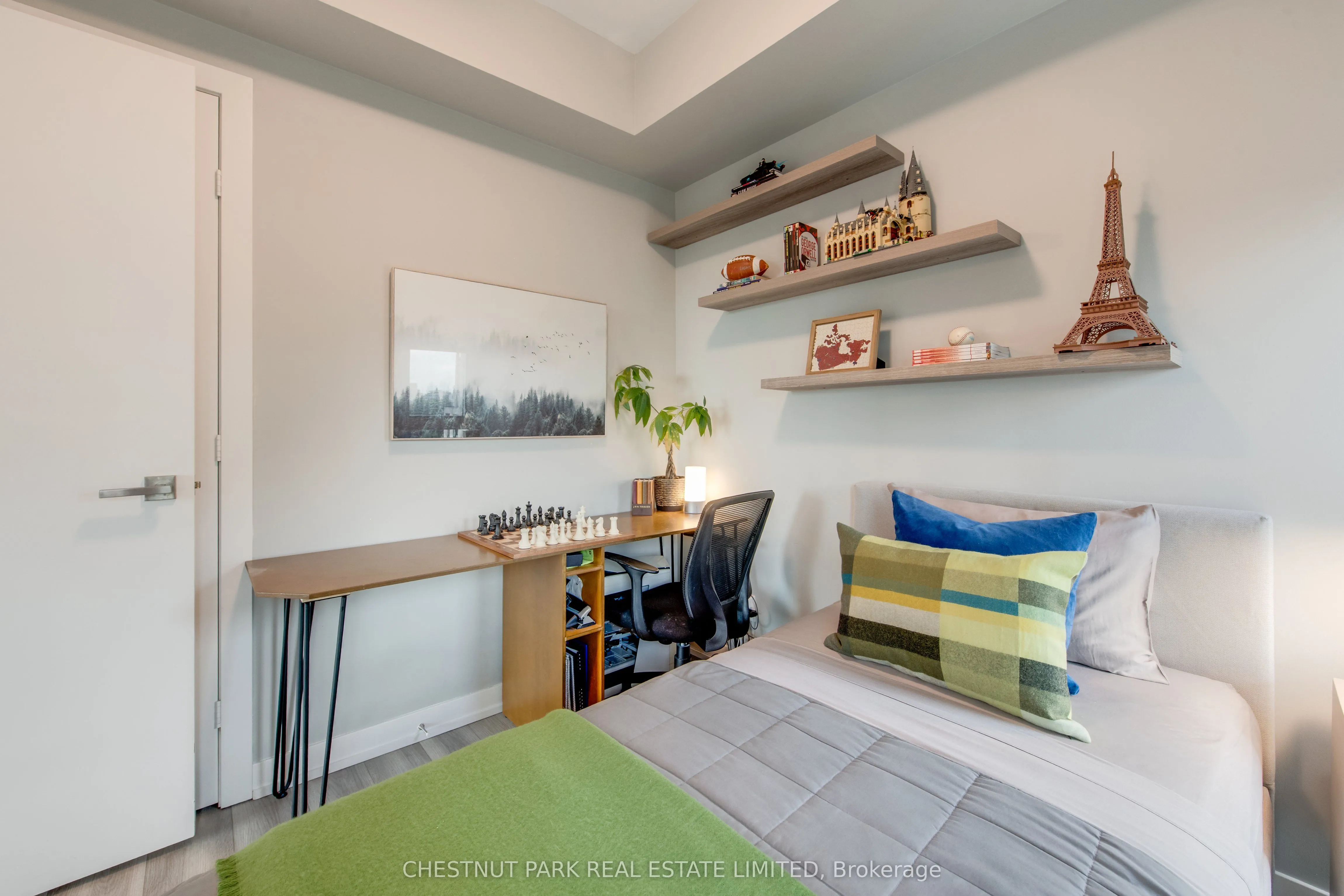 223 St. Clair Avenue W, #614