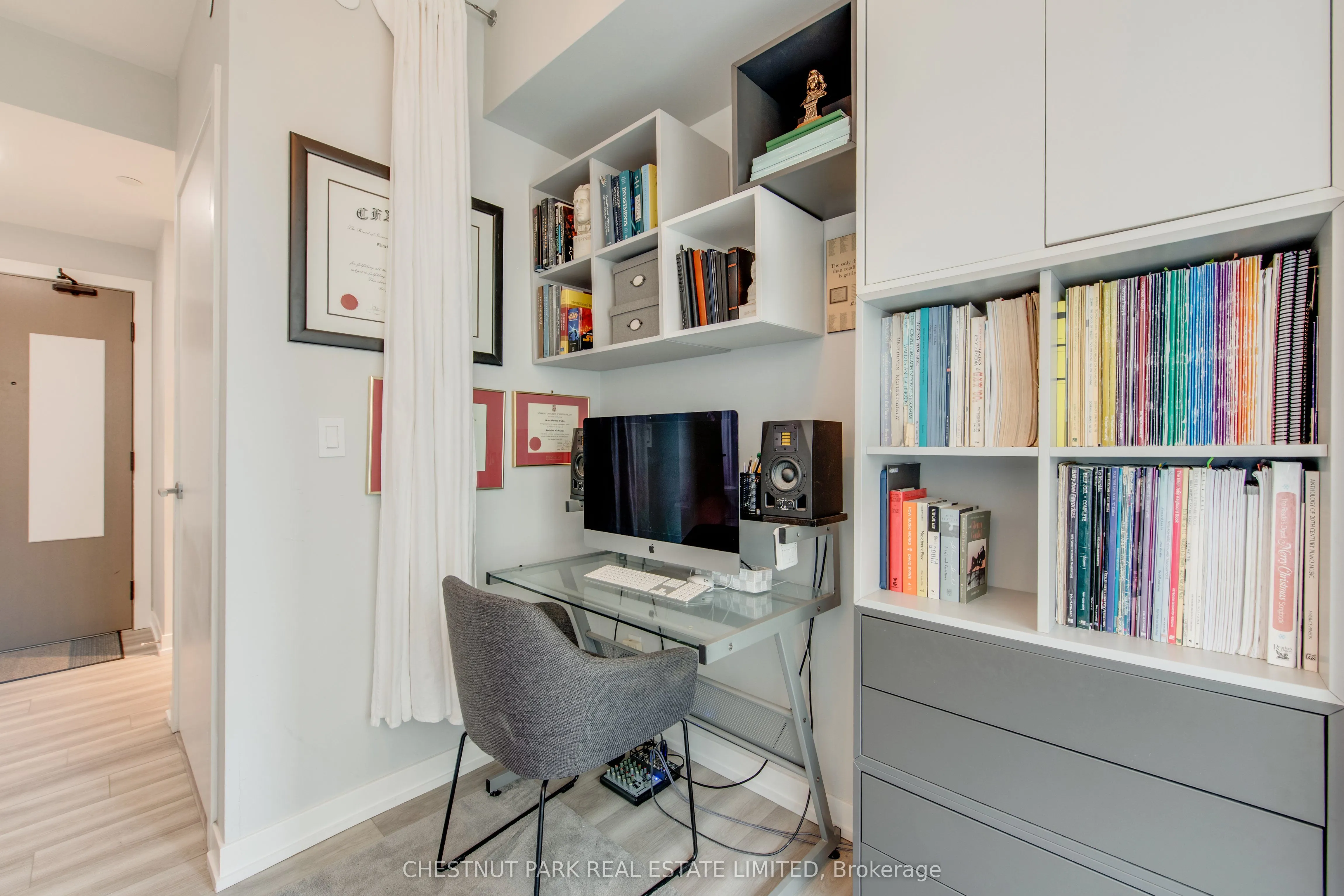 223 St. Clair Avenue W, #614