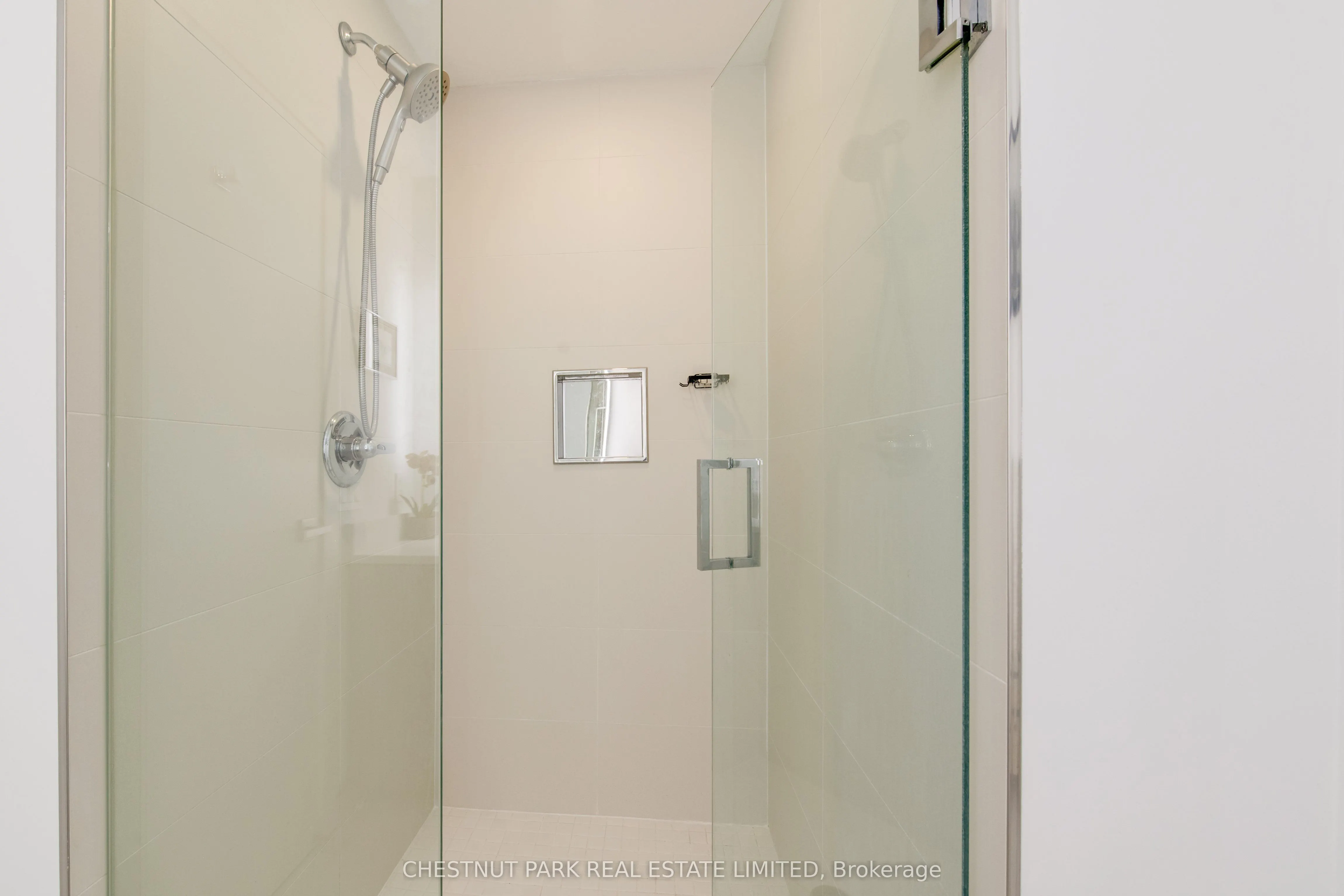 223 St. Clair Avenue W, #614