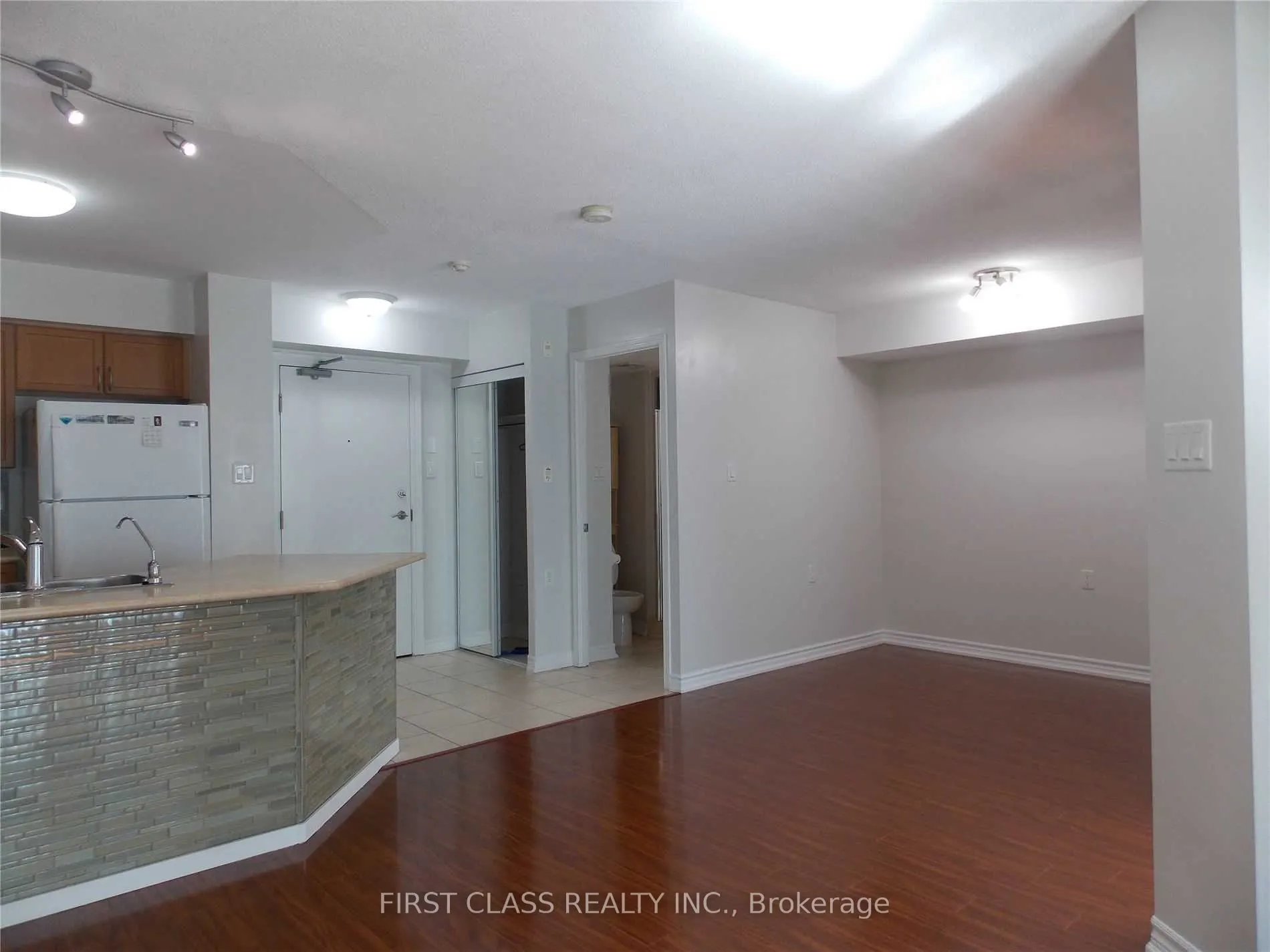 920 Sheppard Avenue W, #308