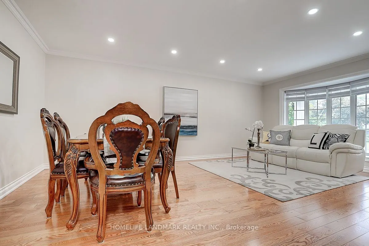89 Whitehorn Crescent