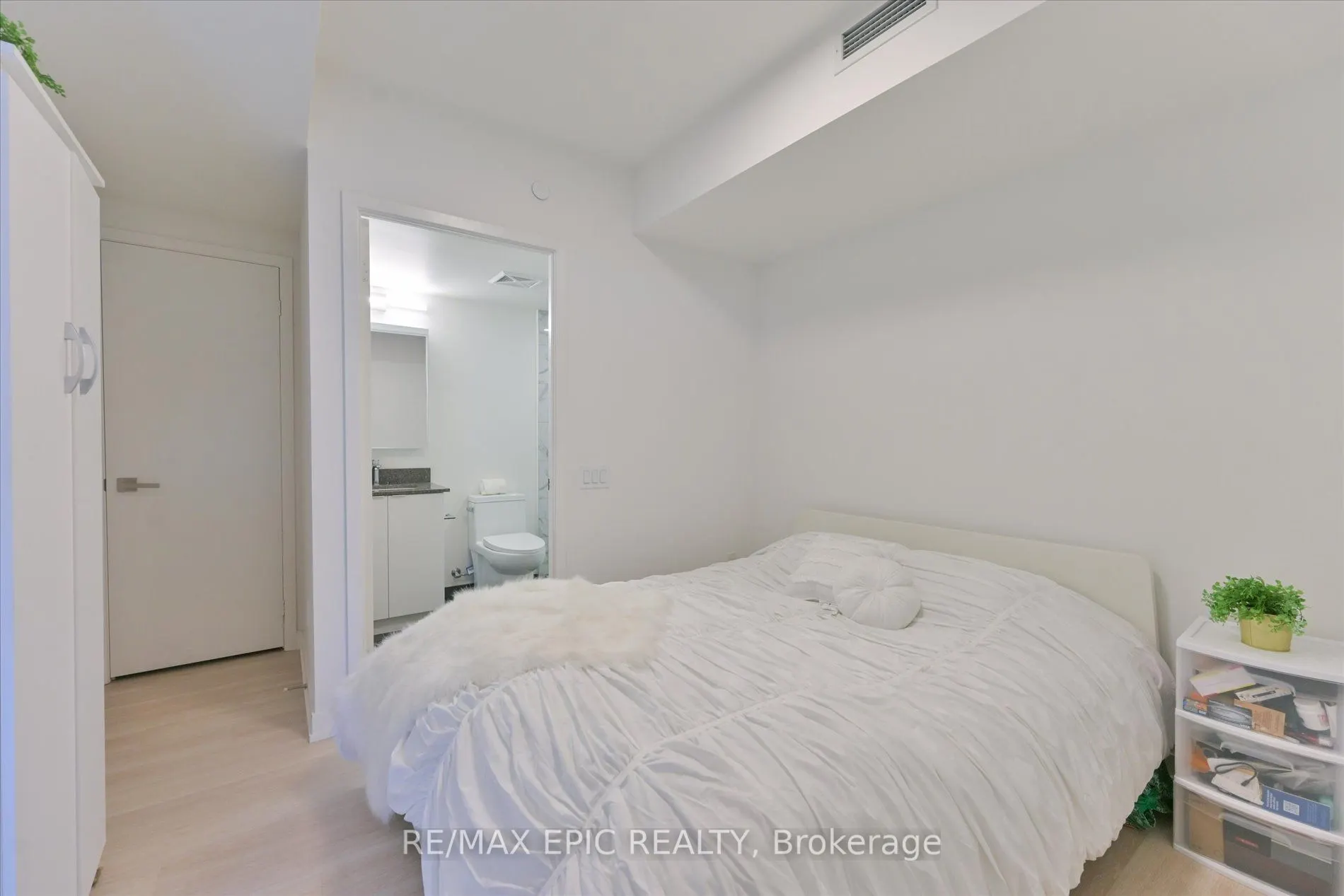 500 Wilson Avenue, #622