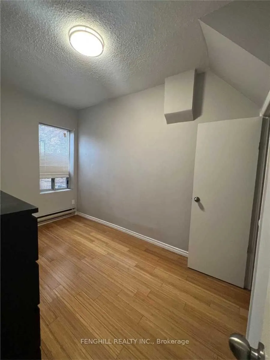 678 Bathurst Street, #2