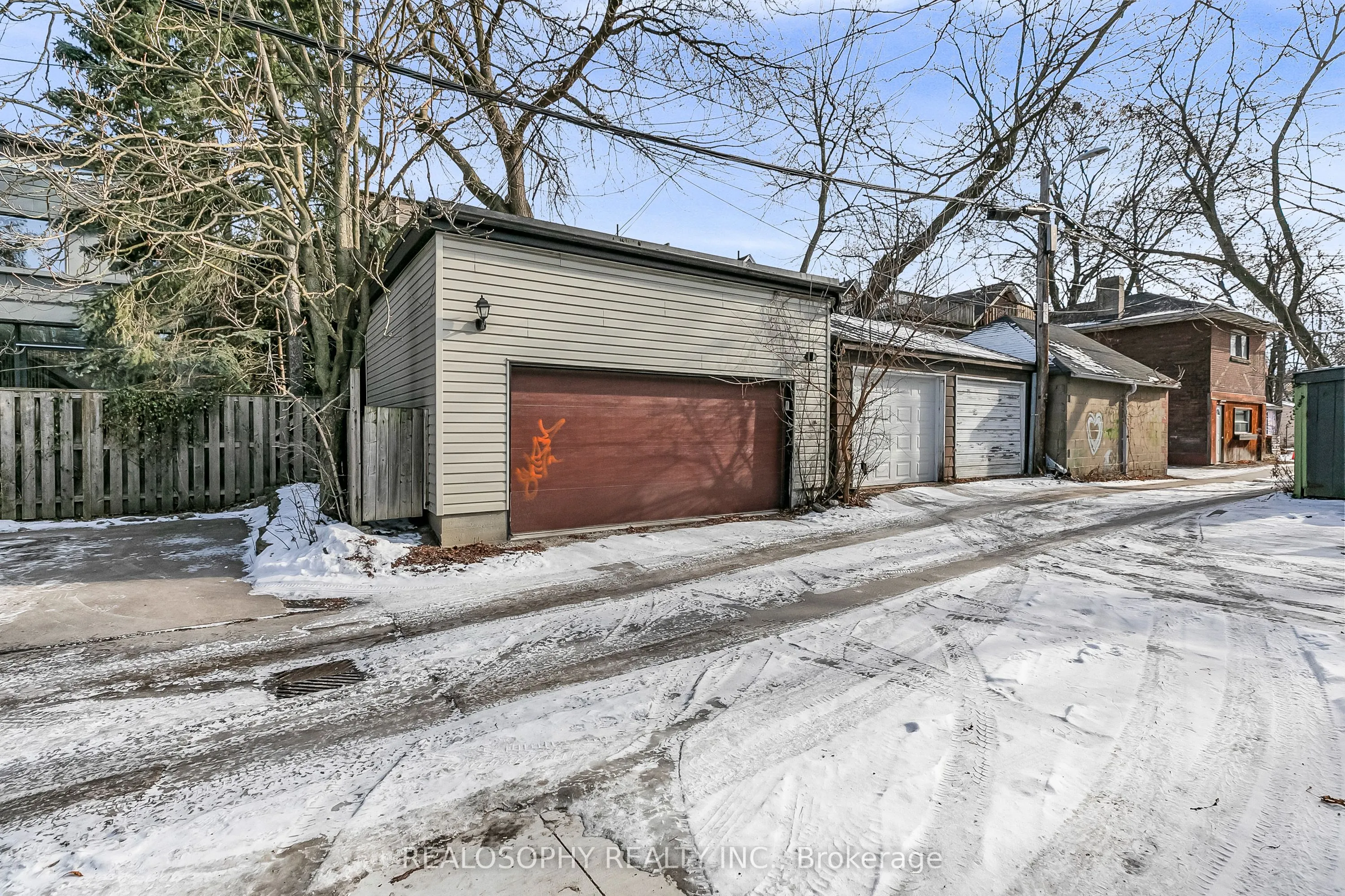 626 Huron Street