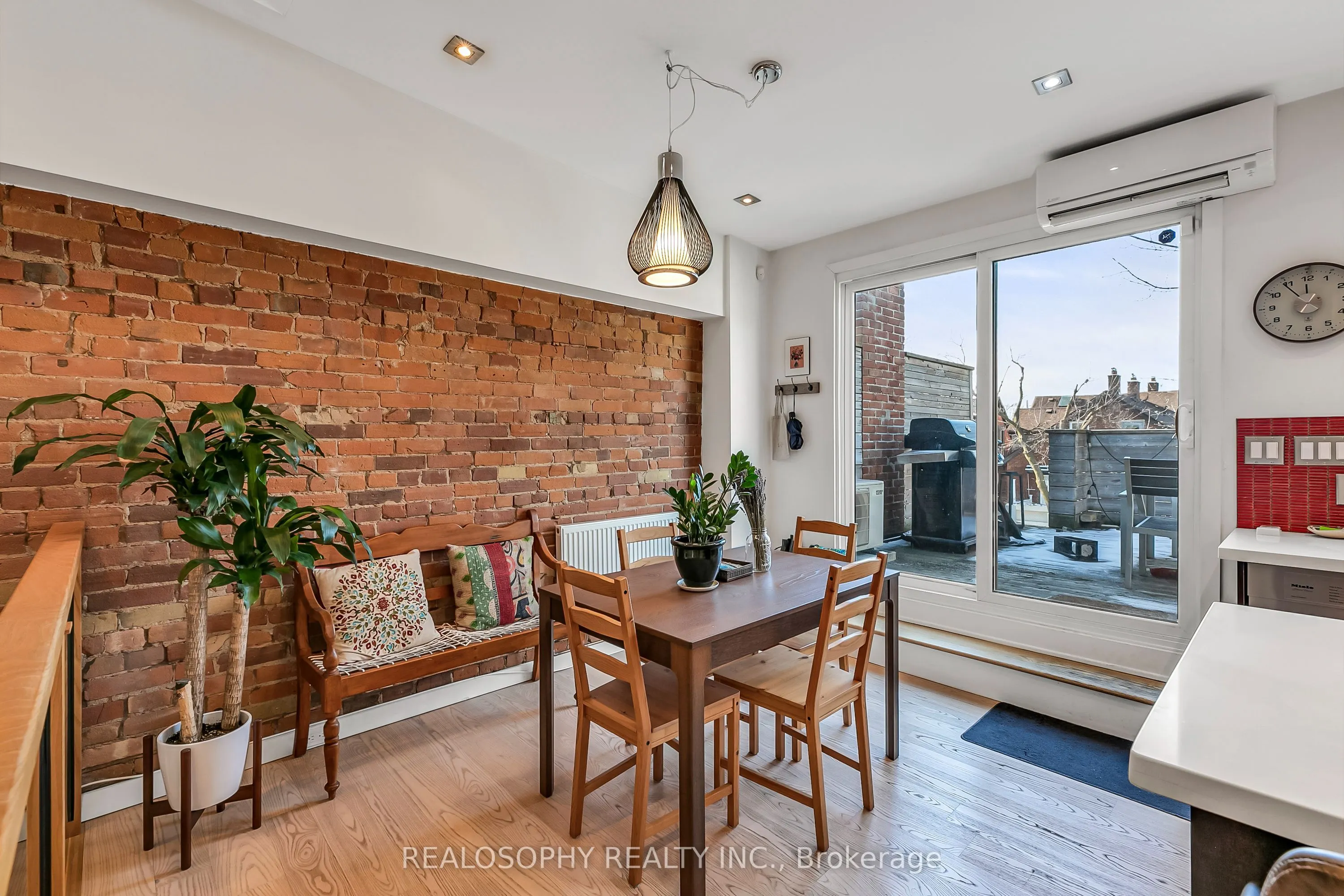 626 Huron Street