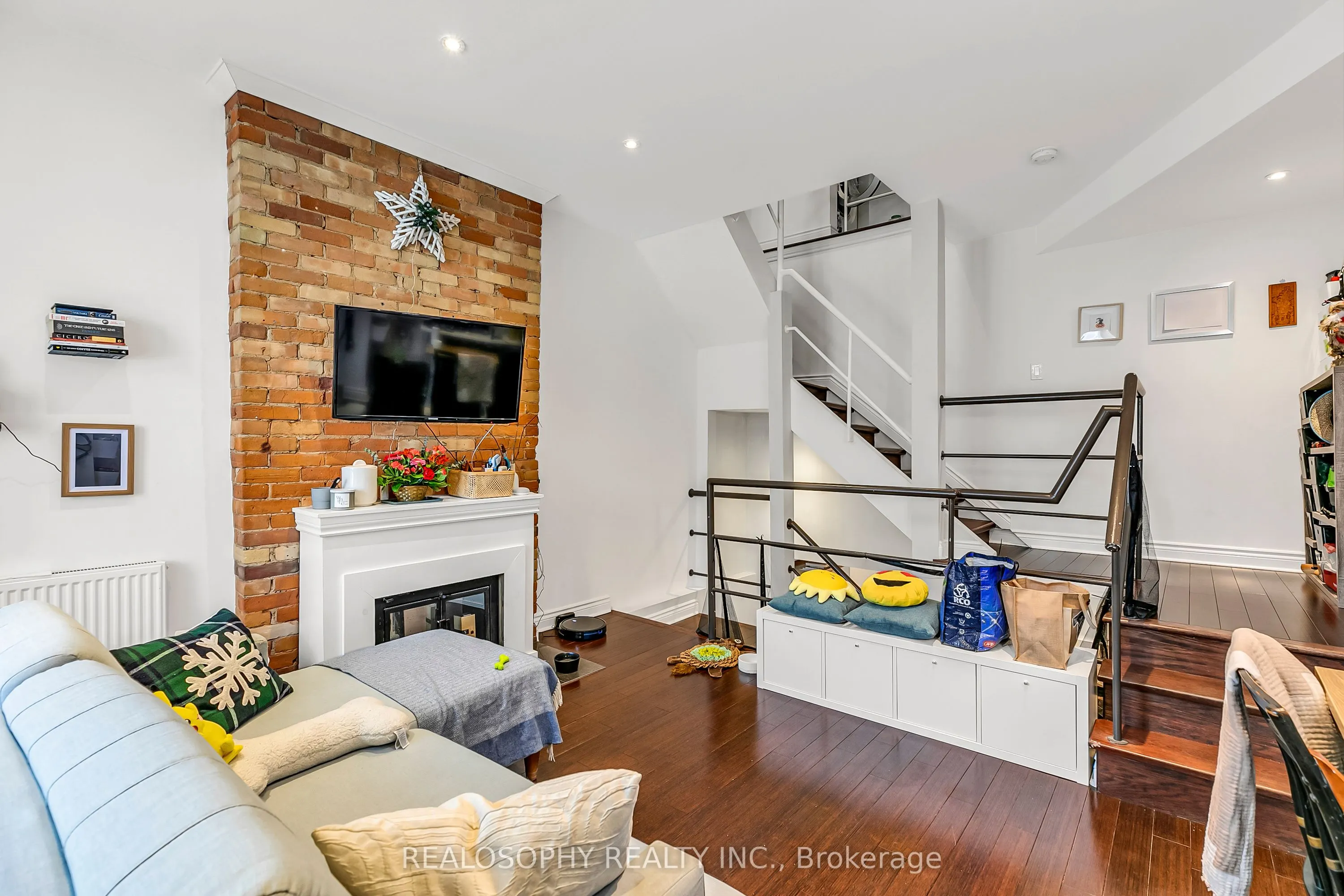 626 Huron Street
