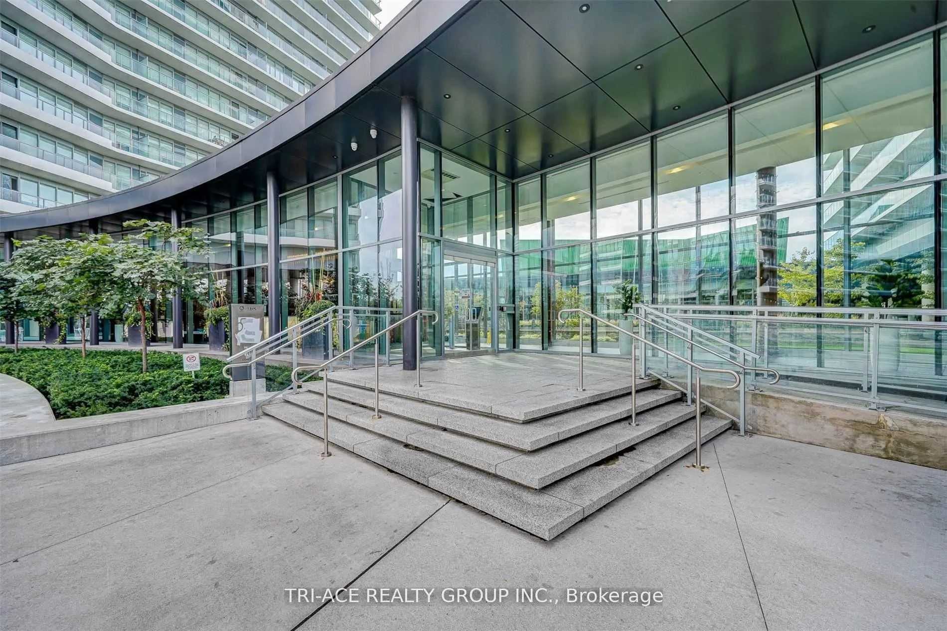 117 Mcmahon Drive, #705