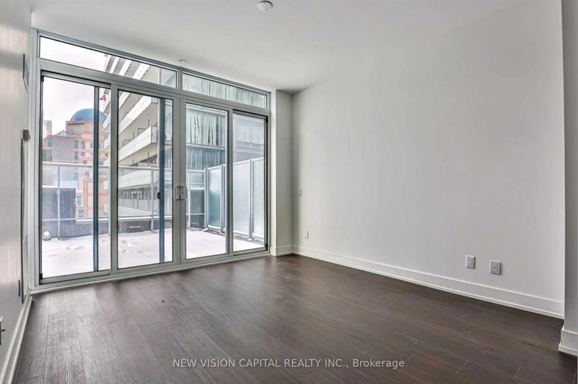 7 Grenville Street, #715