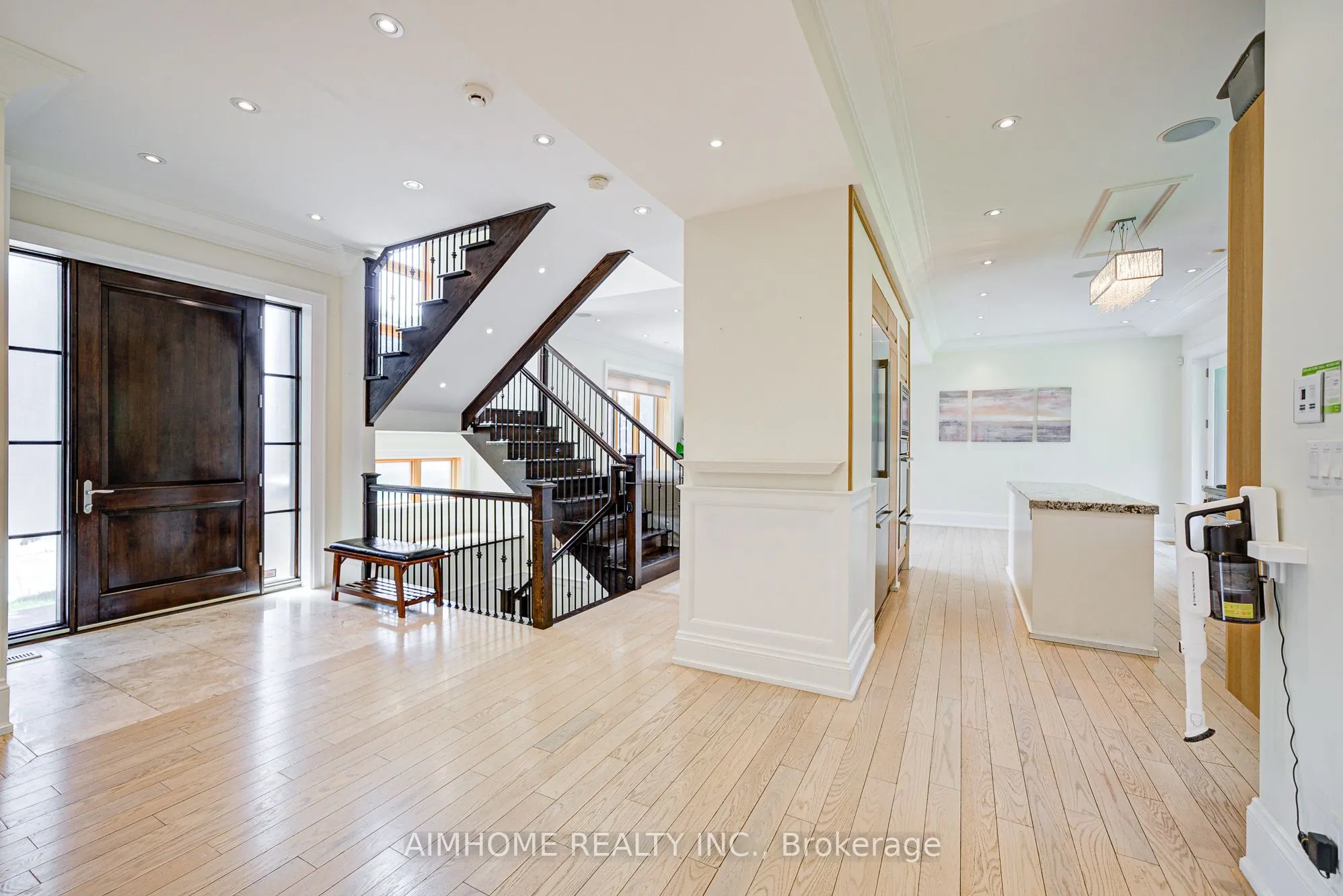 16 Winlock Park, #Upper Levels