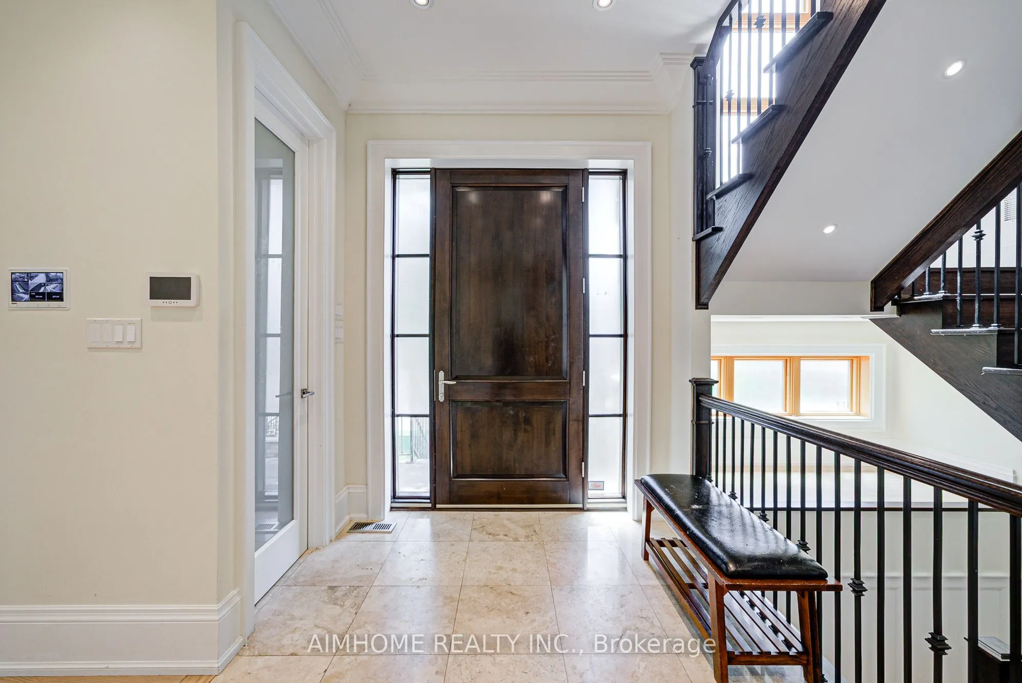 16 Winlock Park, #Upper Levels