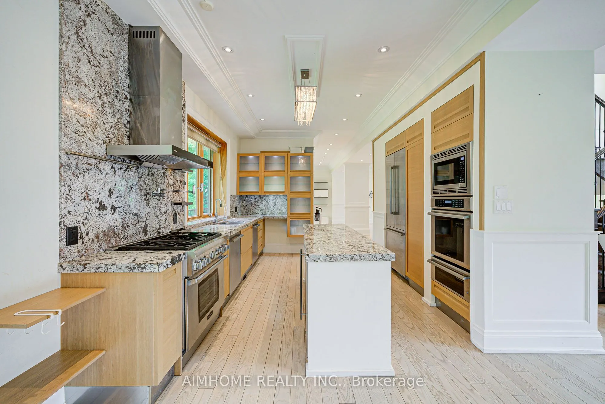 16 Winlock Park, #Upper Levels