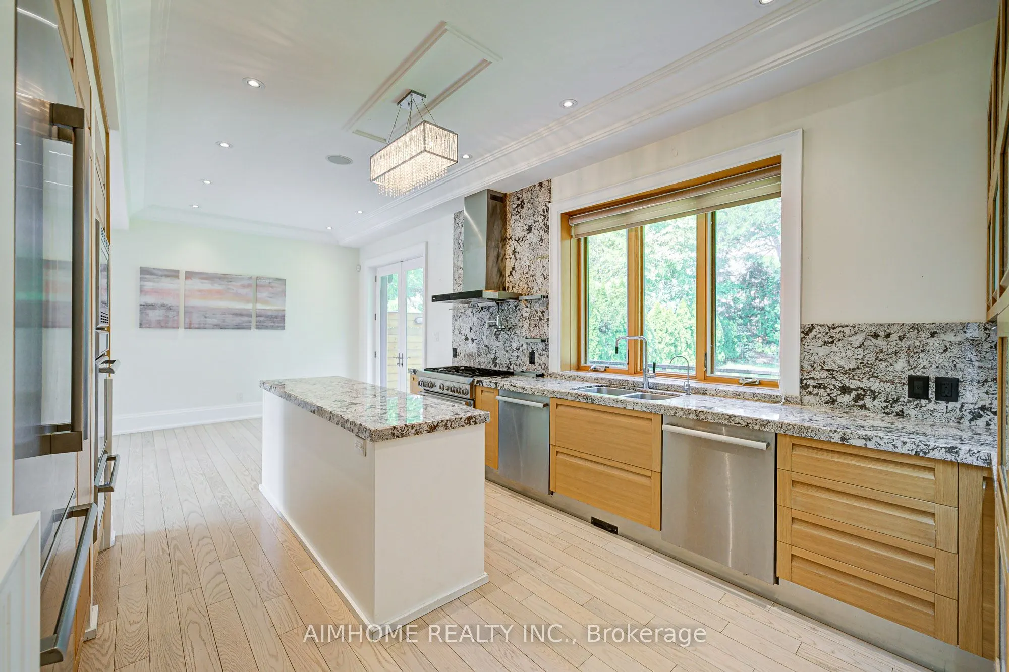 16 Winlock Park, #Upper Levels