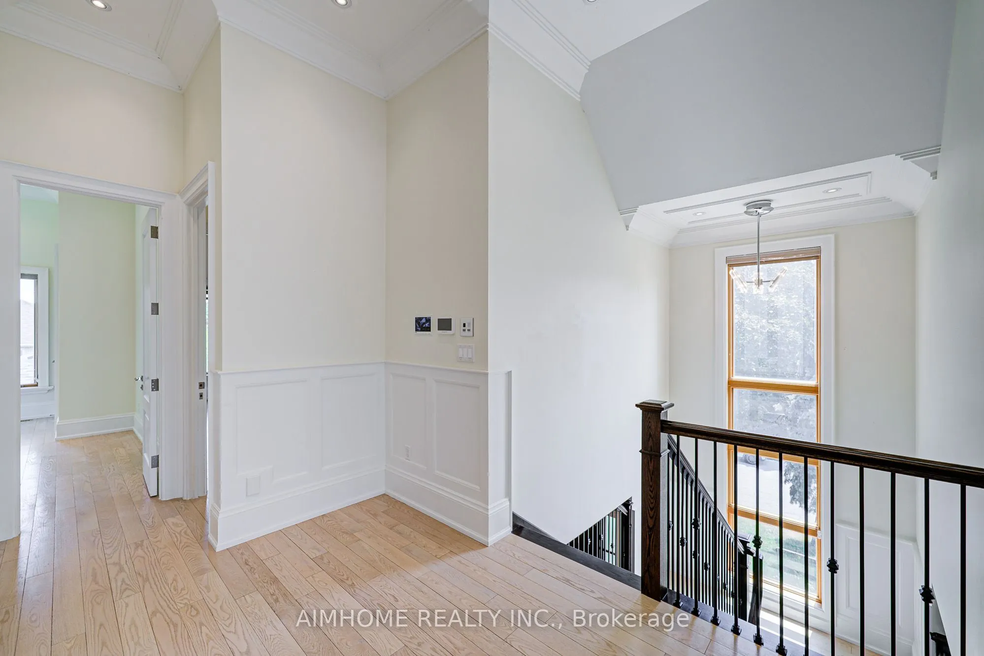 16 Winlock Park, #Upper Levels
