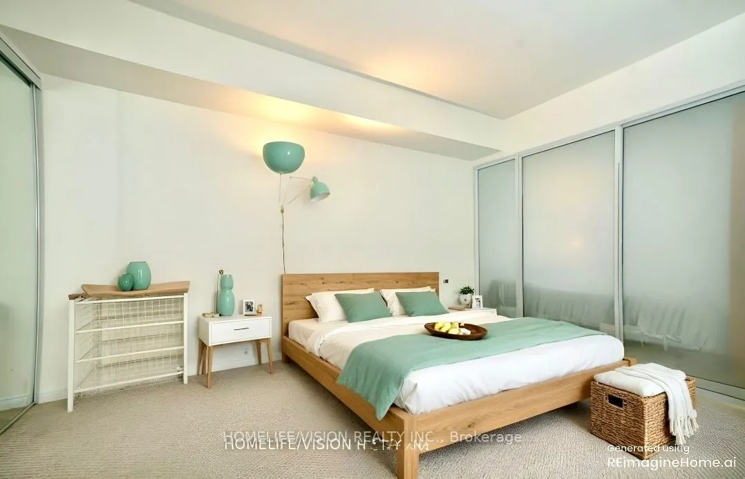35 Finch Avenue E, #703