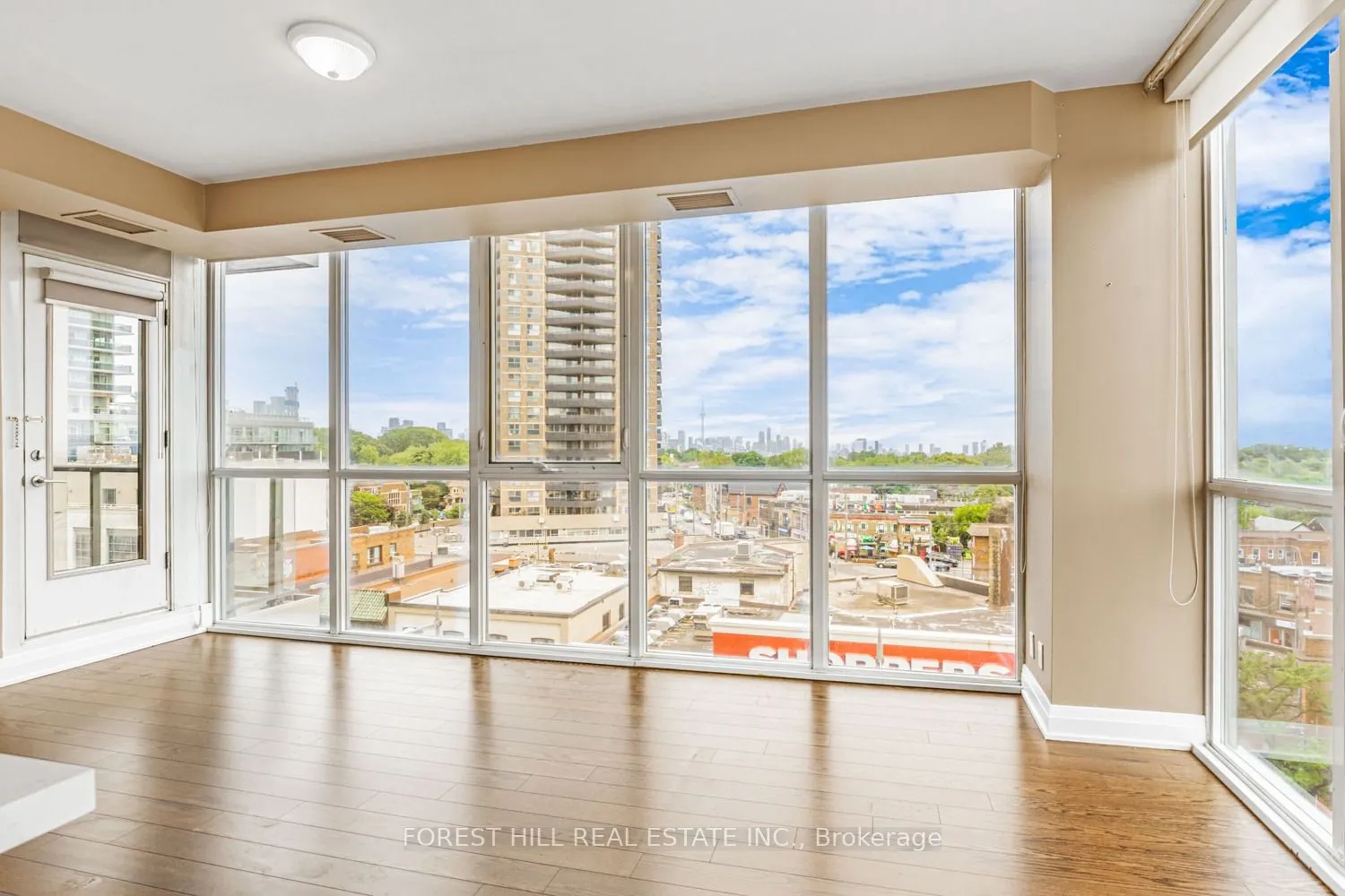 530 St. Clair Avenue W, #508