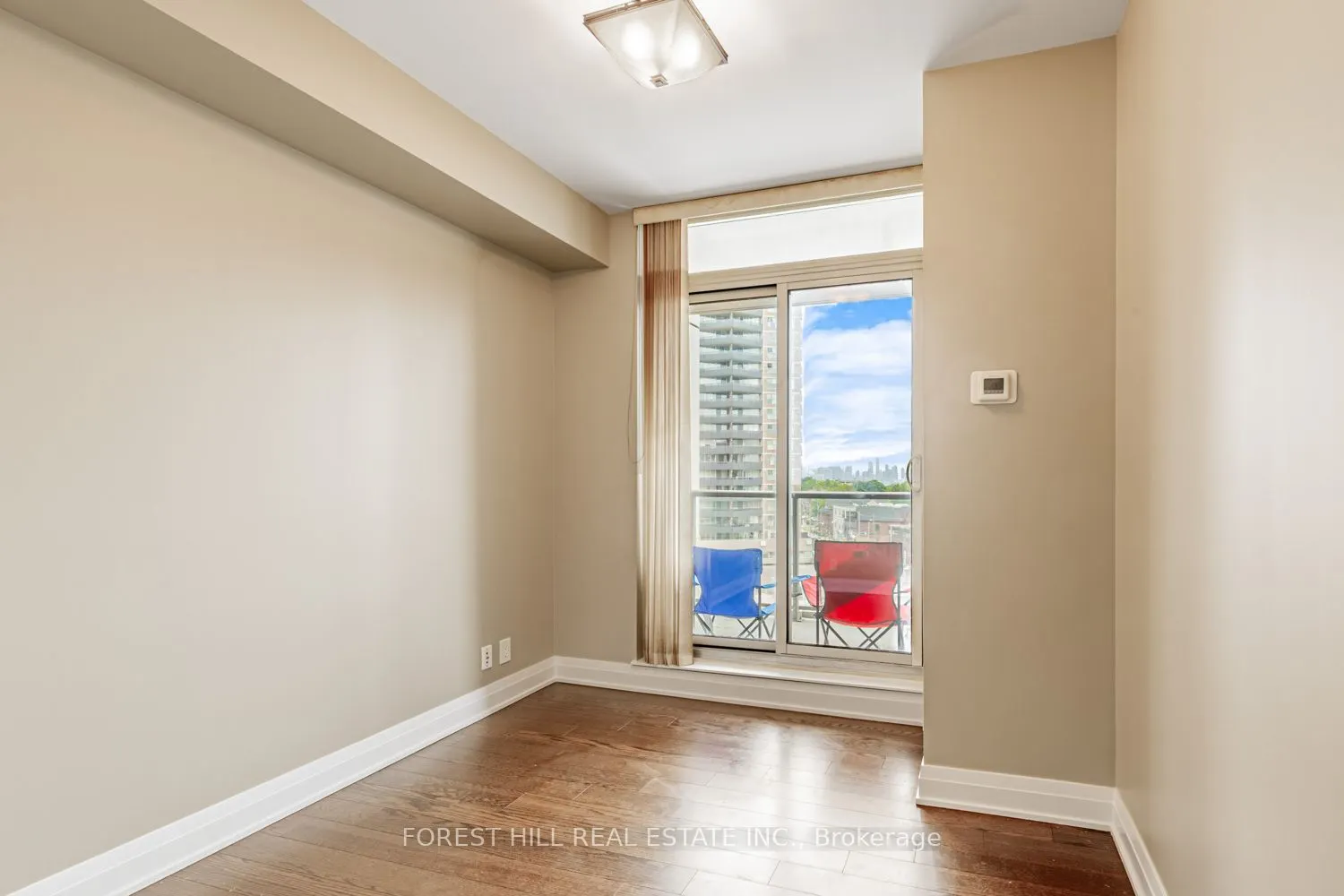 530 St. Clair Avenue W, #508