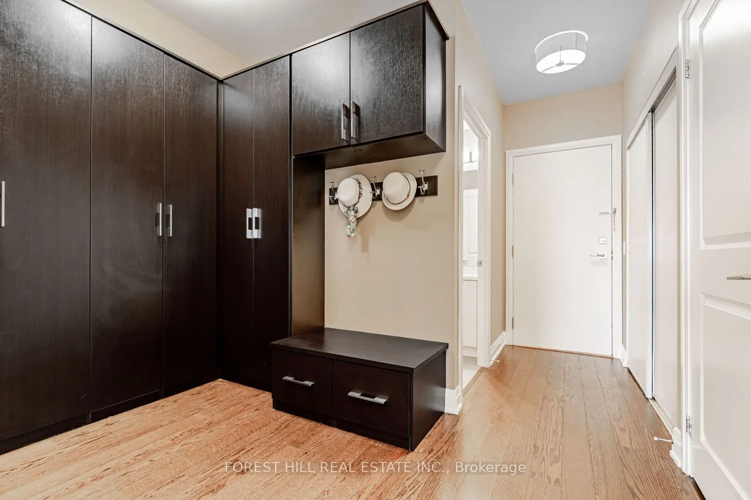530 St. Clair Avenue W, #508