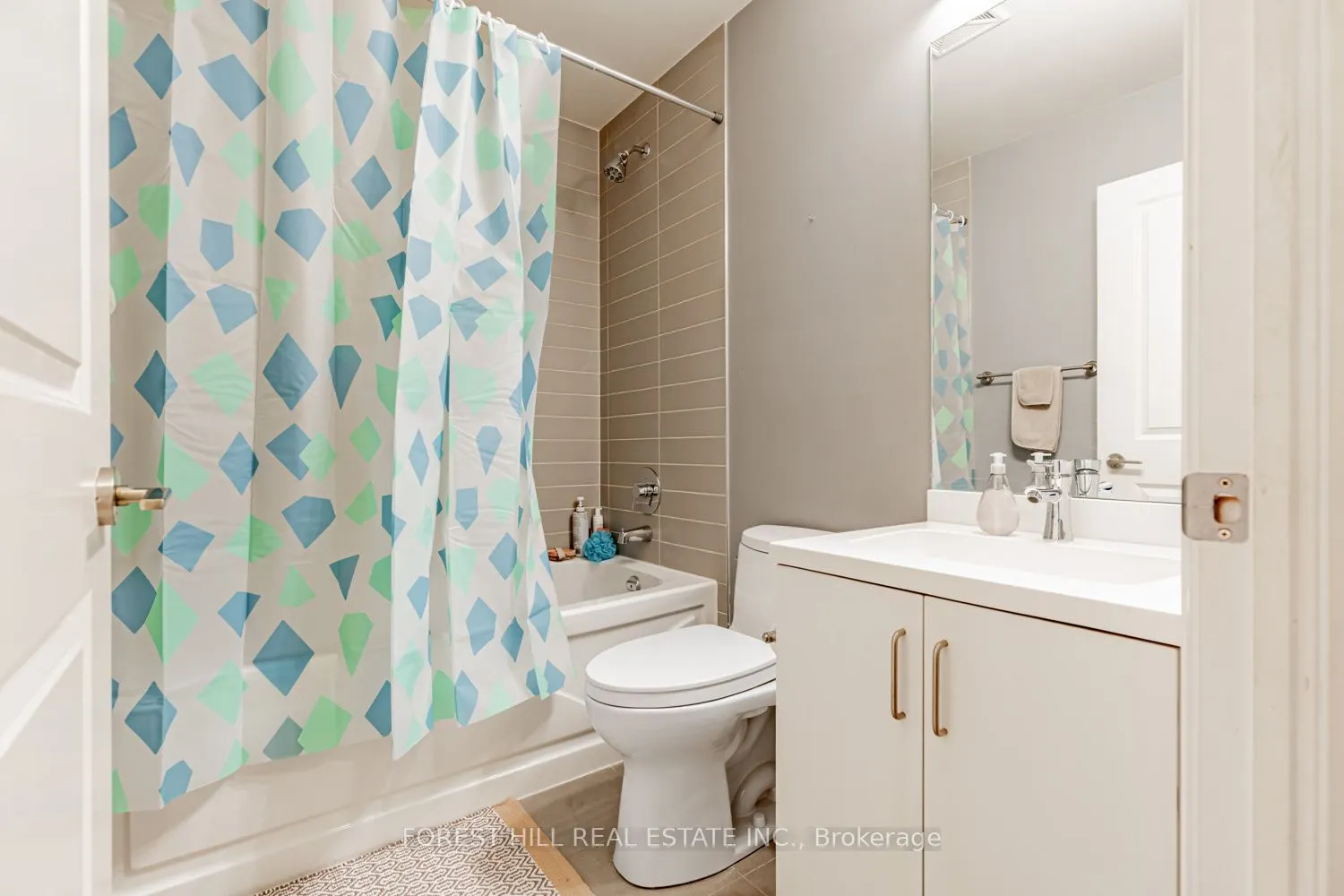 530 St. Clair Avenue W, #508