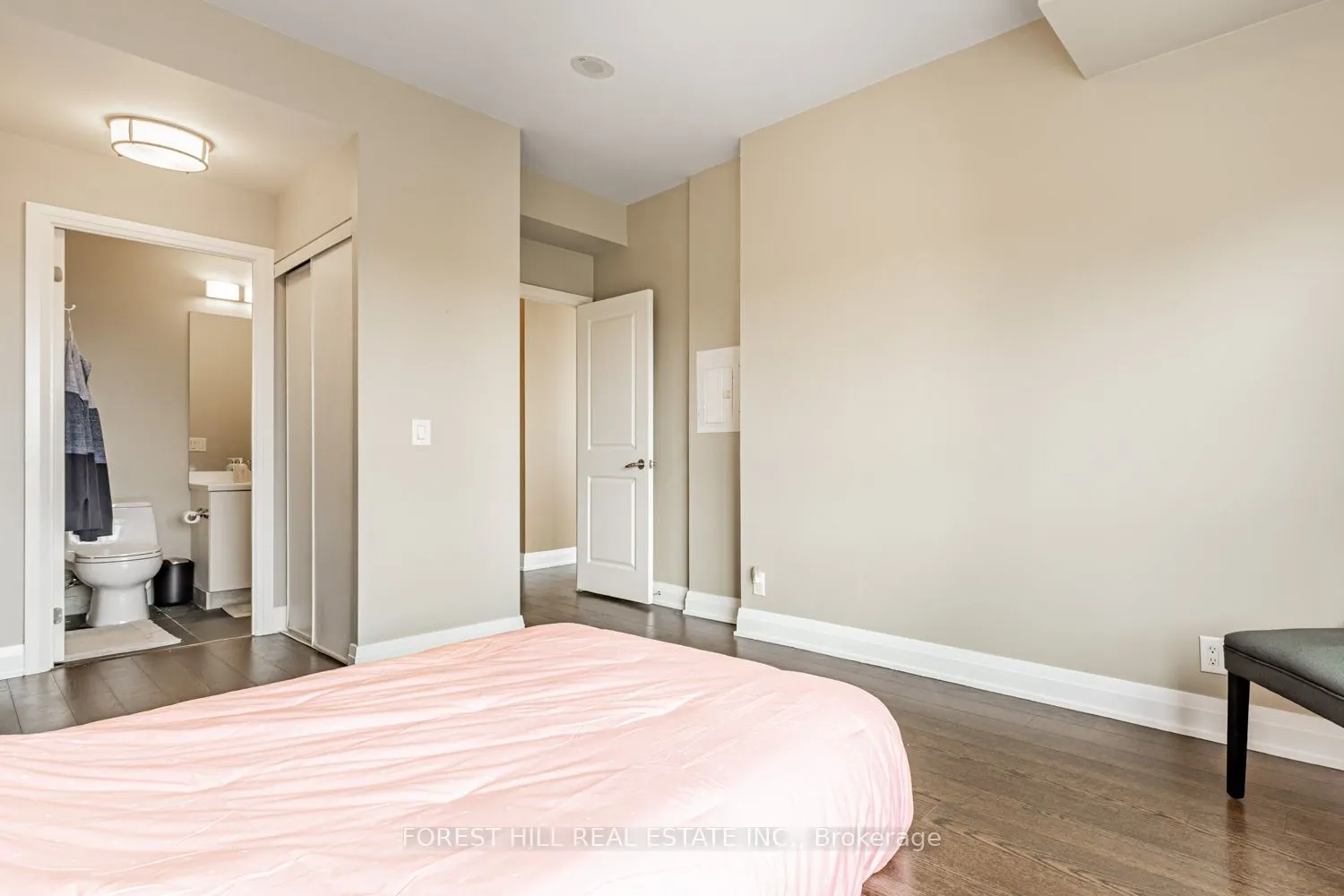 530 St. Clair Avenue W, #508