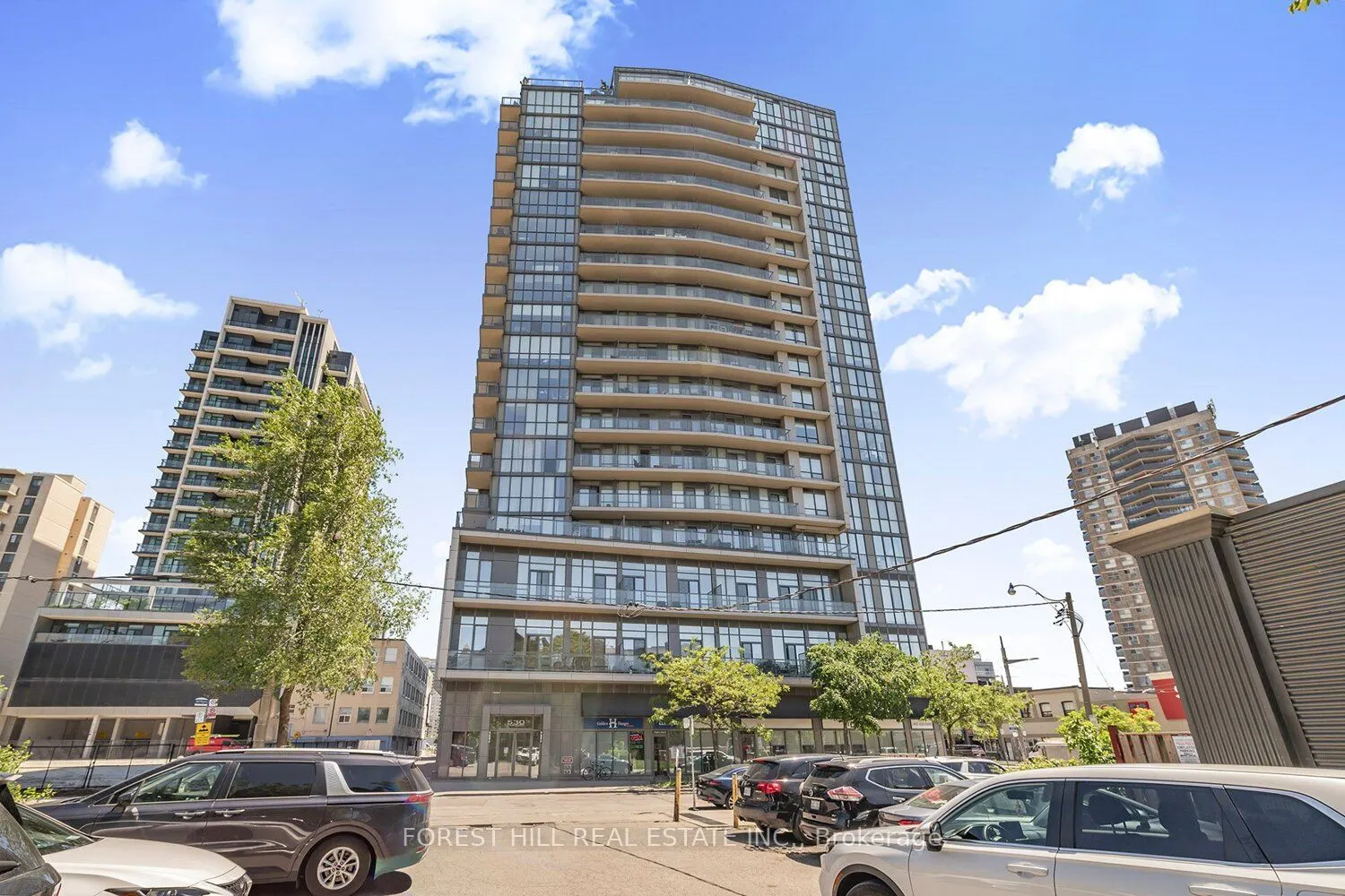 530 St. Clair Avenue W, #508