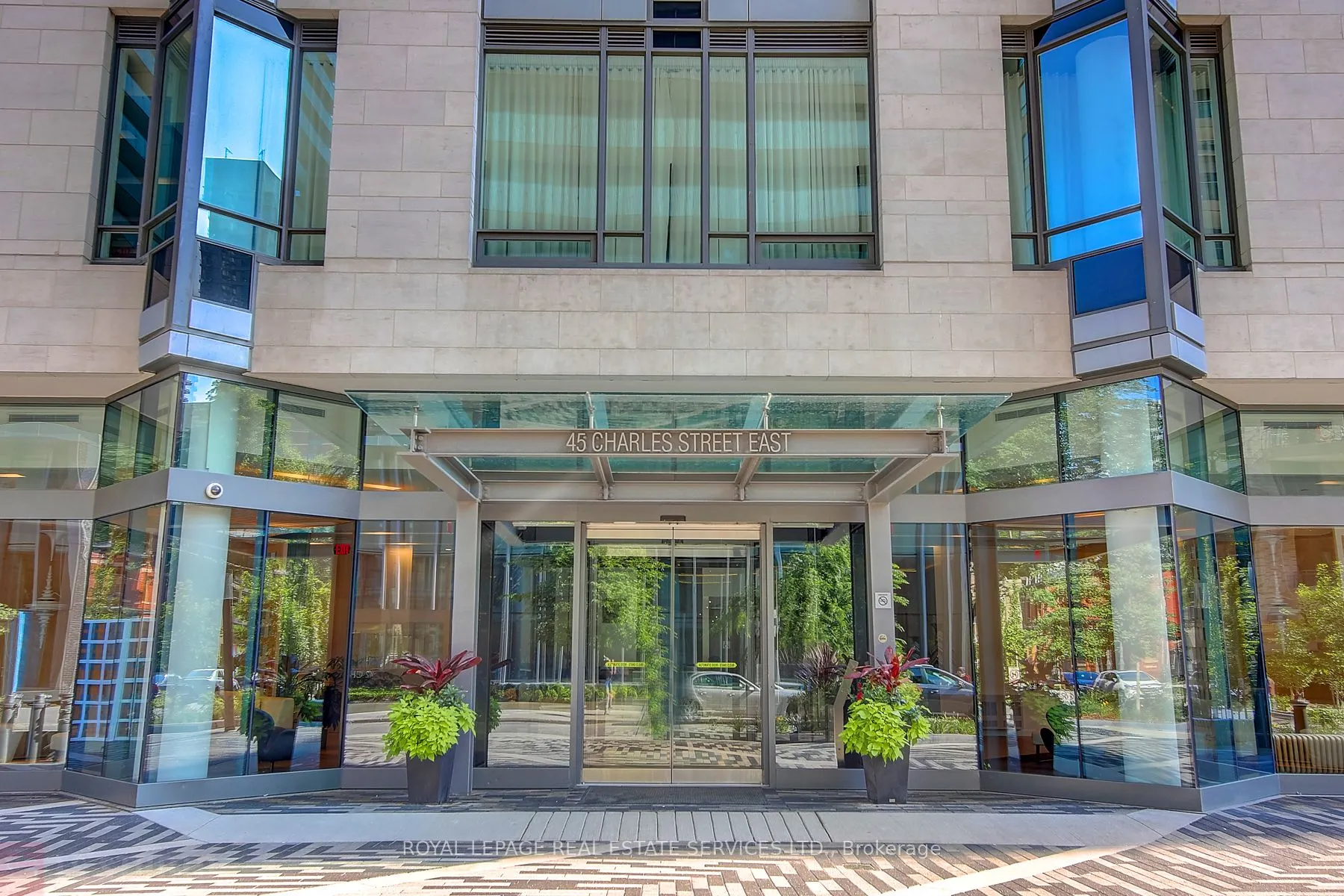 45 CHARLES Street E, #4111