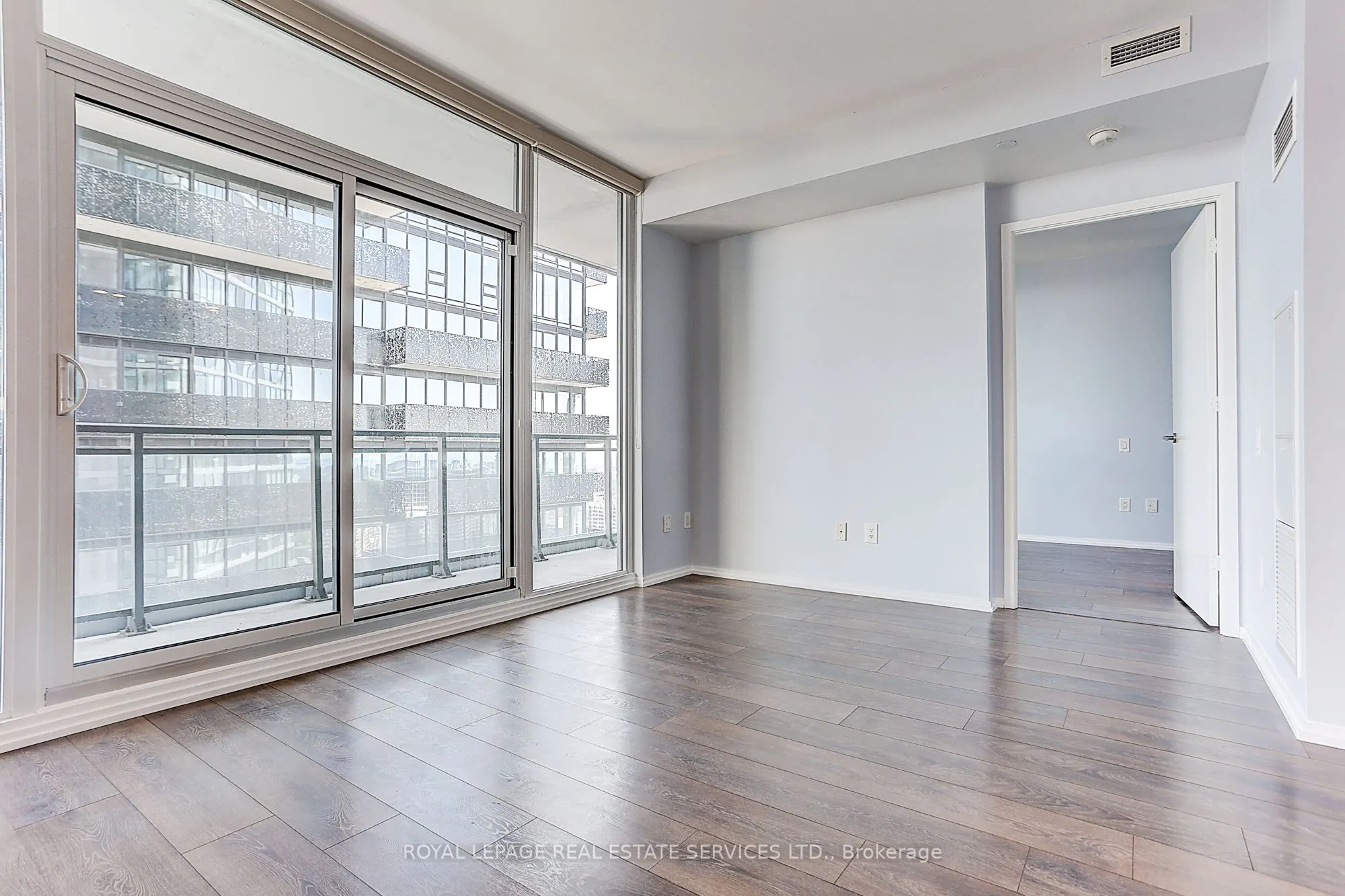 45 CHARLES Street E, #4111
