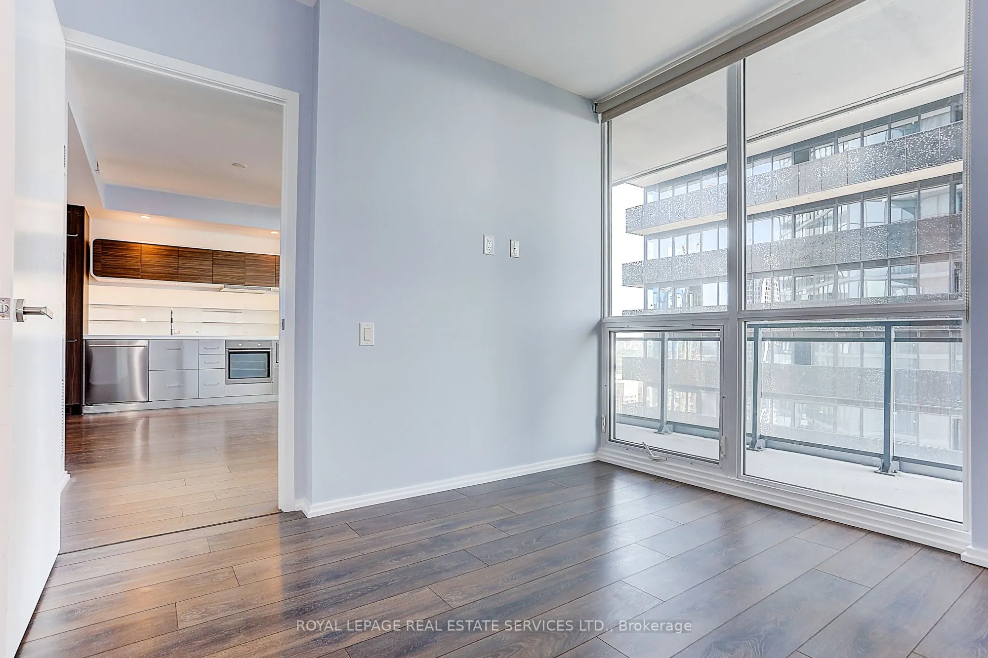 45 CHARLES Street E, #4111