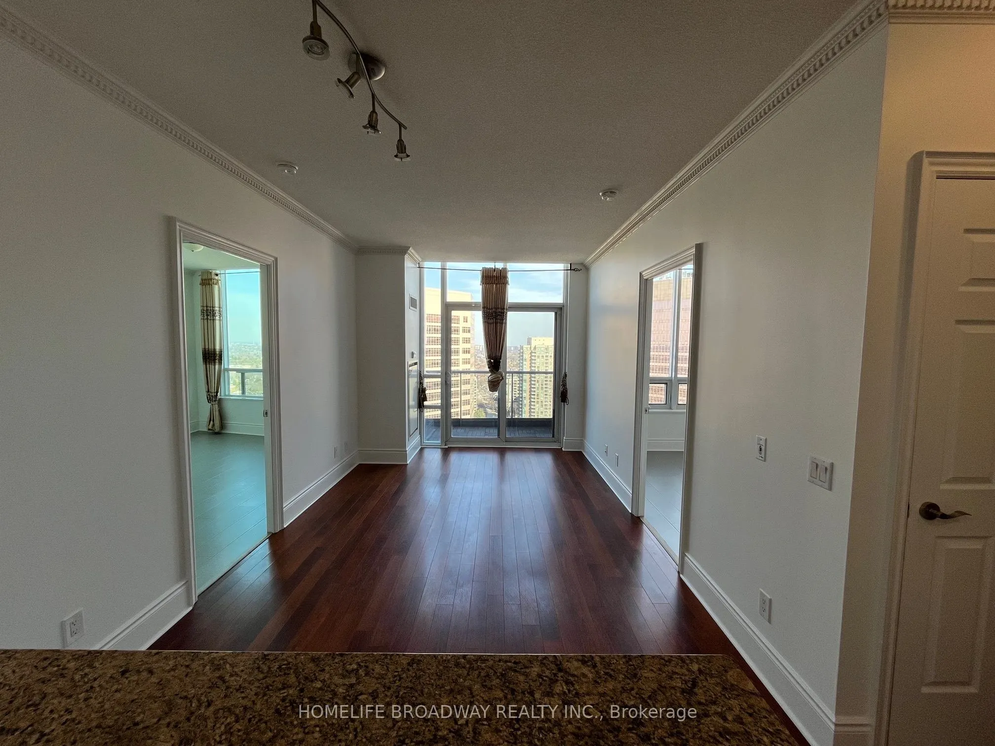 25 Greenview Avenue, #PH25