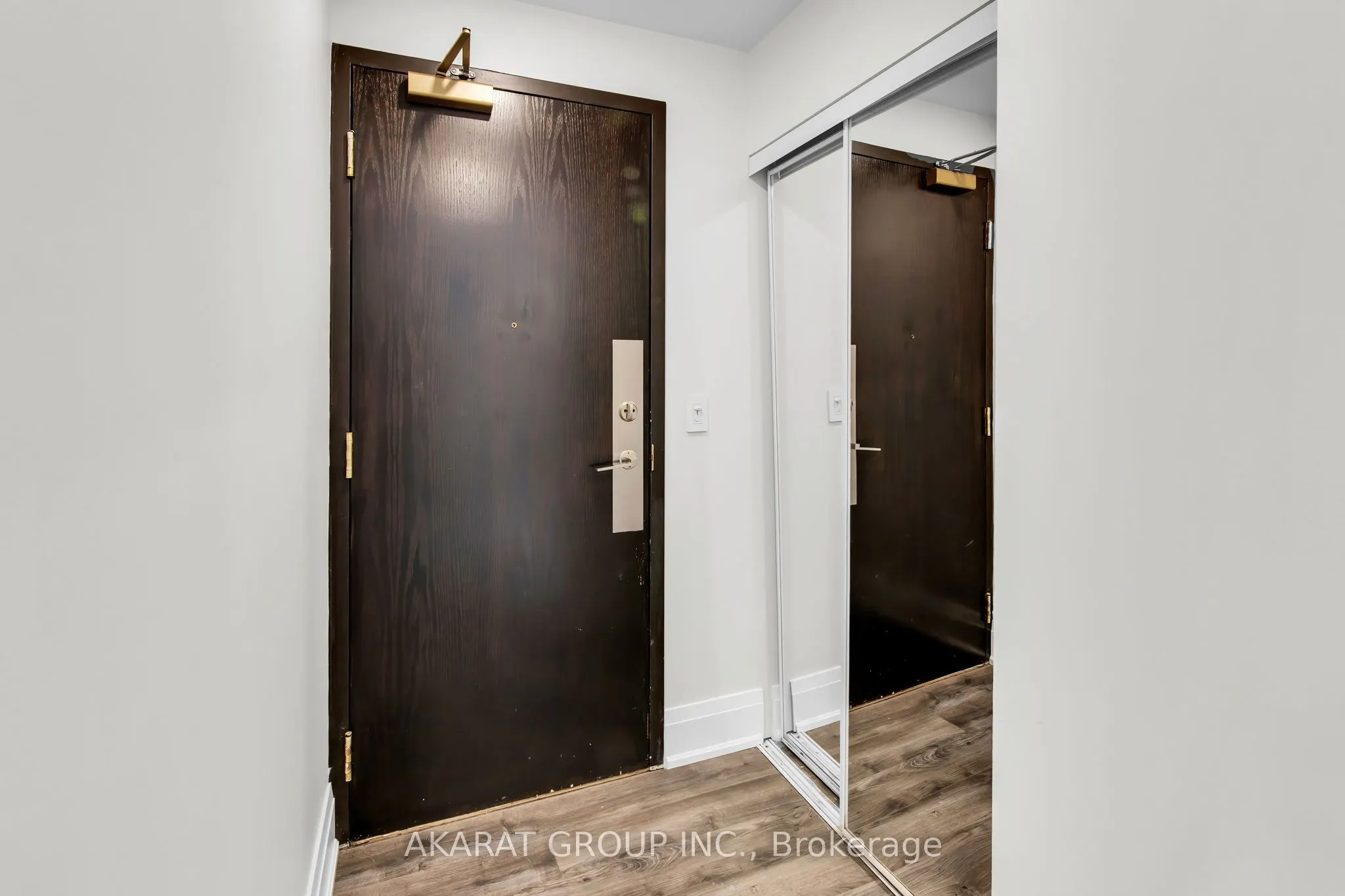 1901 Yonge Street, #703