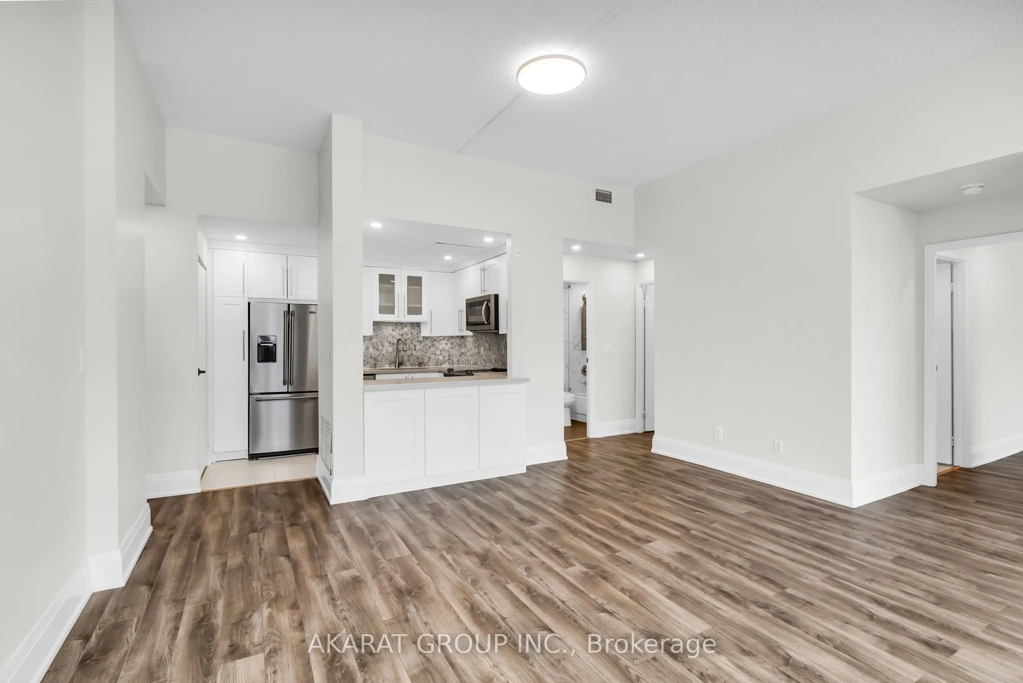 1901 Yonge Street, #703