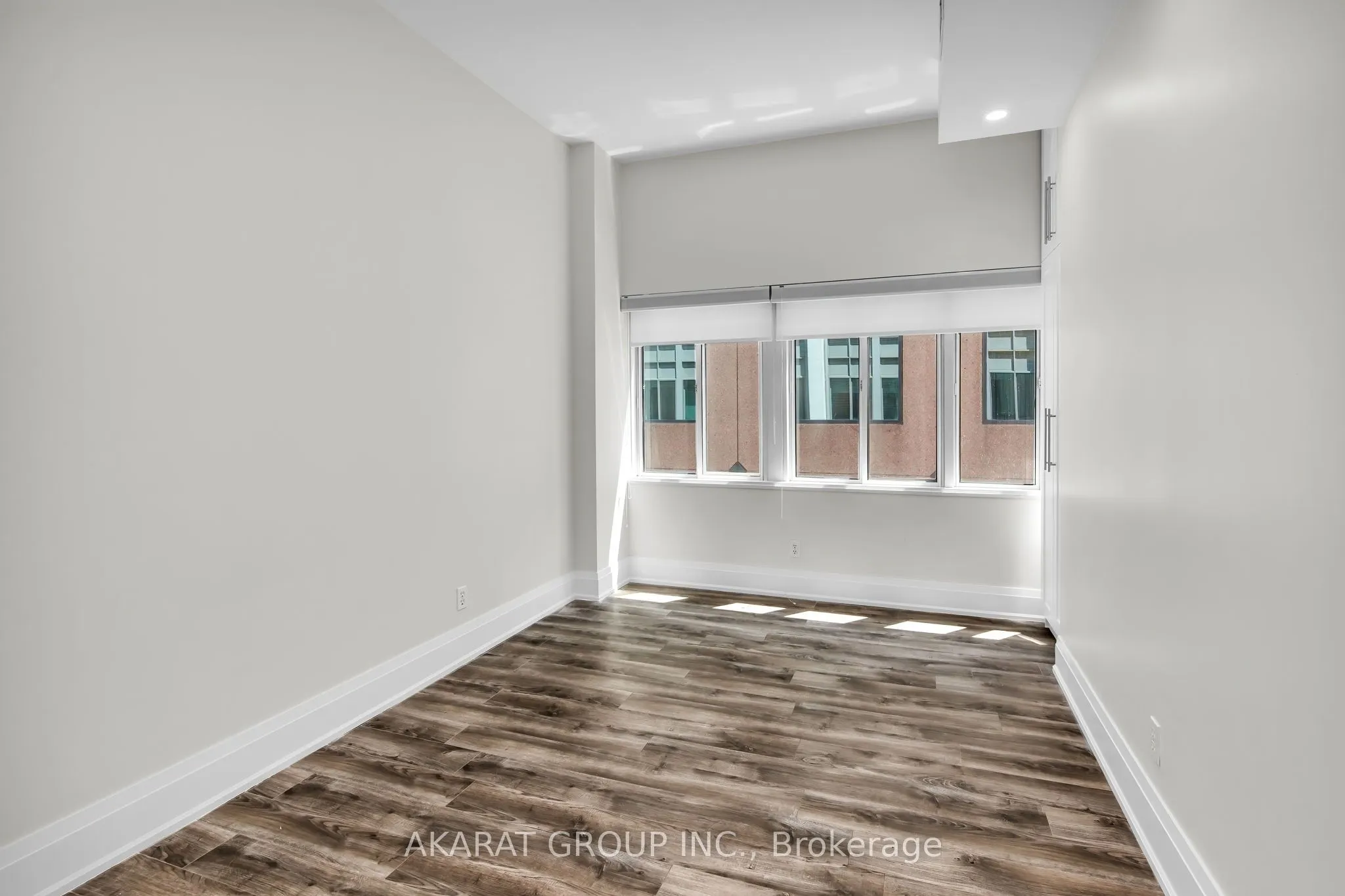 1901 Yonge Street, #703