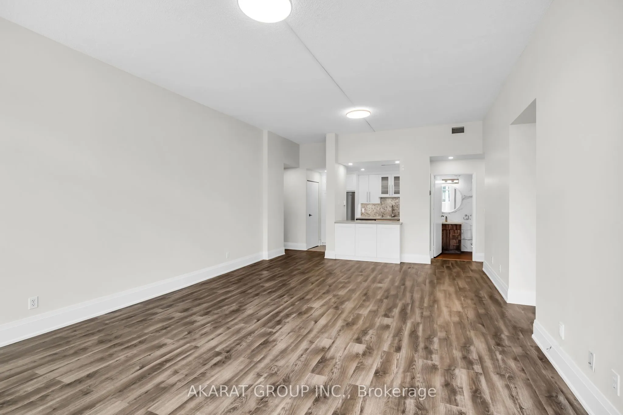 1901 Yonge Street, #703