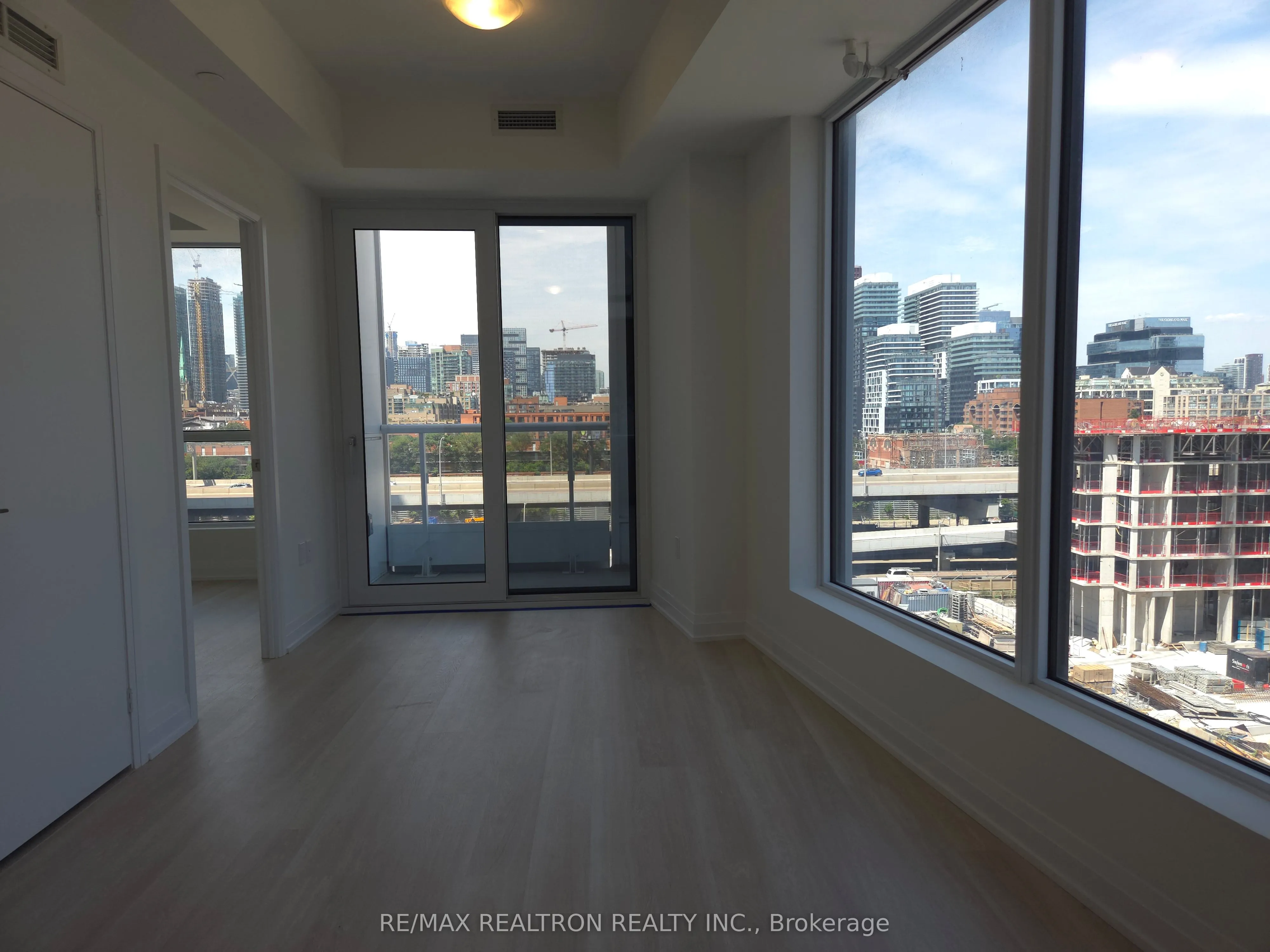 15 Richardson Street, #705