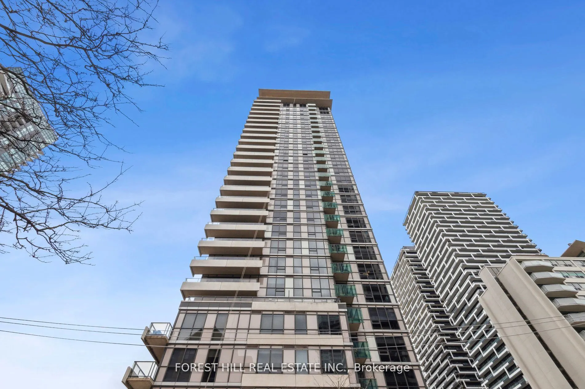 70 Roehampton Avenue, #713