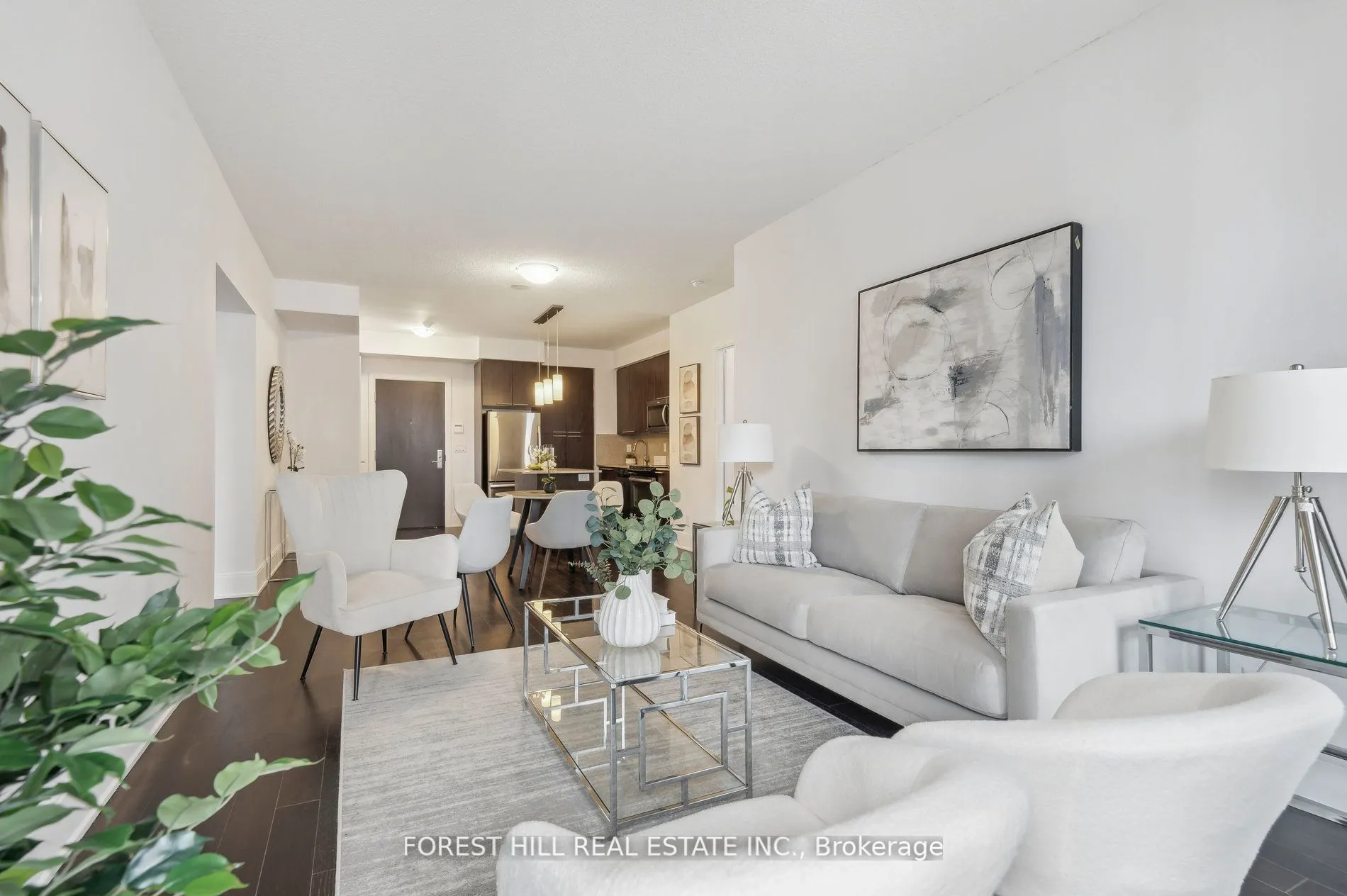 70 Roehampton Avenue, #713