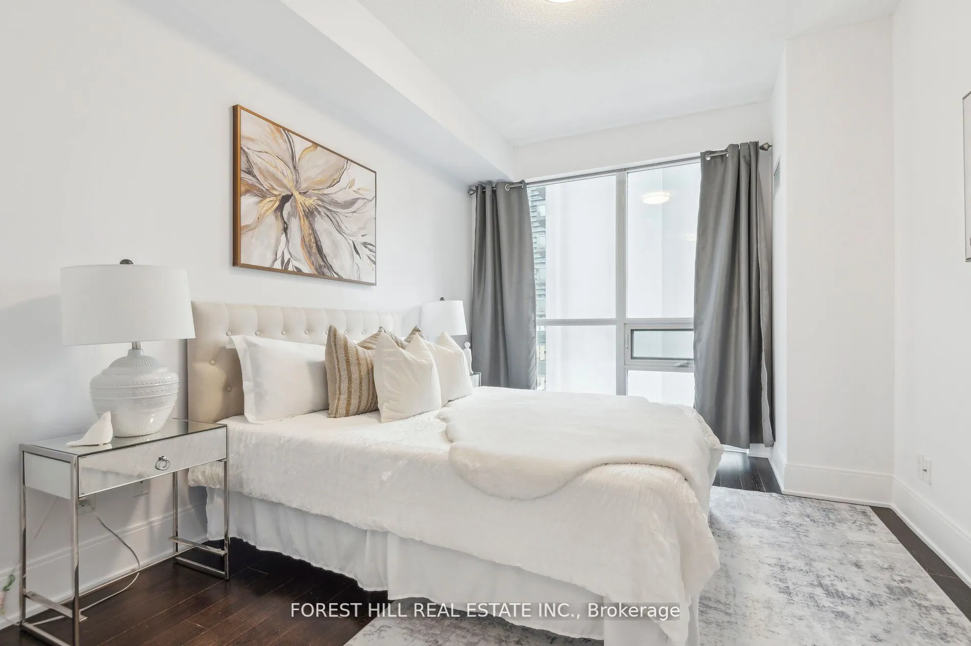 70 Roehampton Avenue, #713