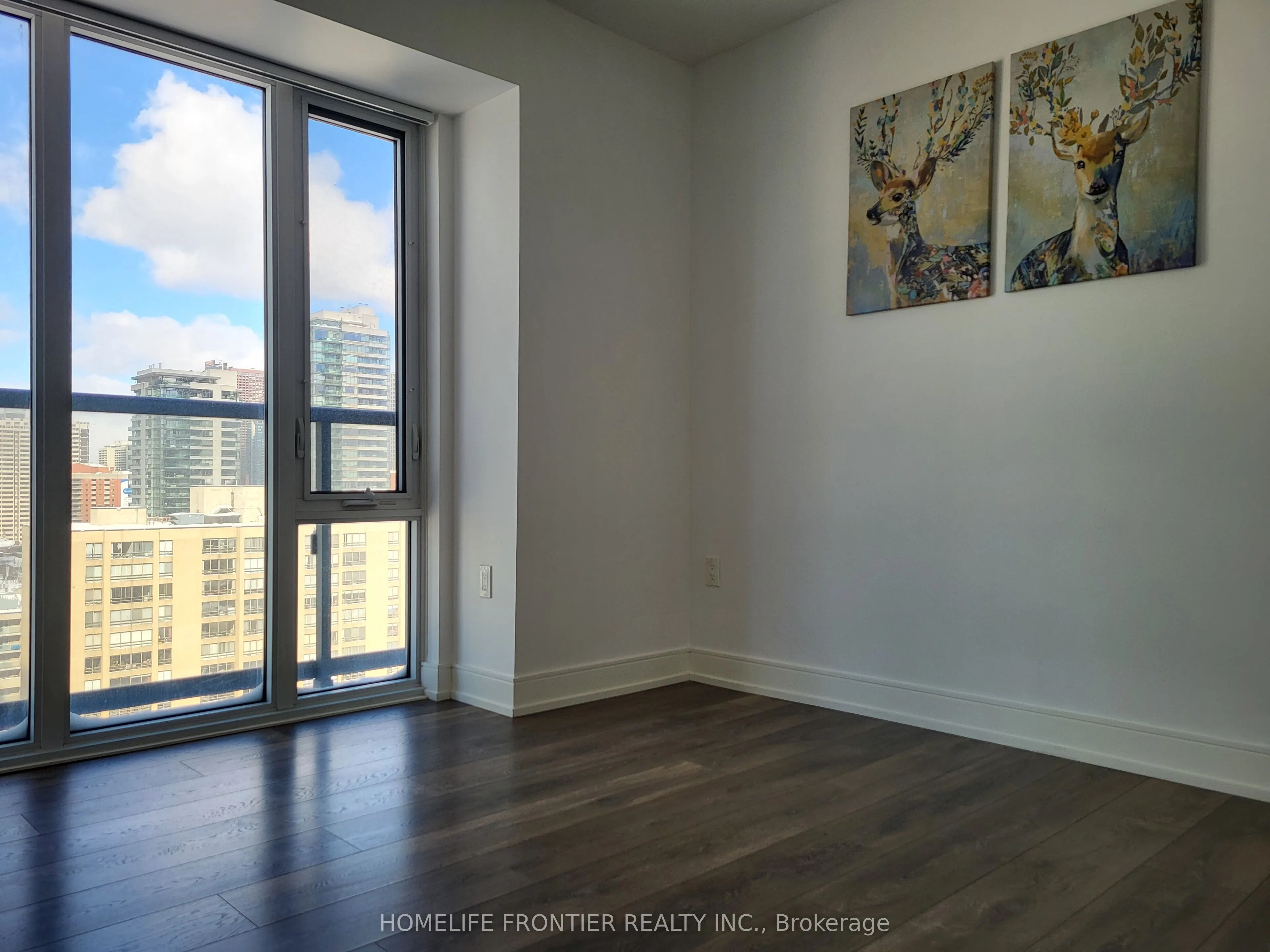89 Mcgill Street, #1705