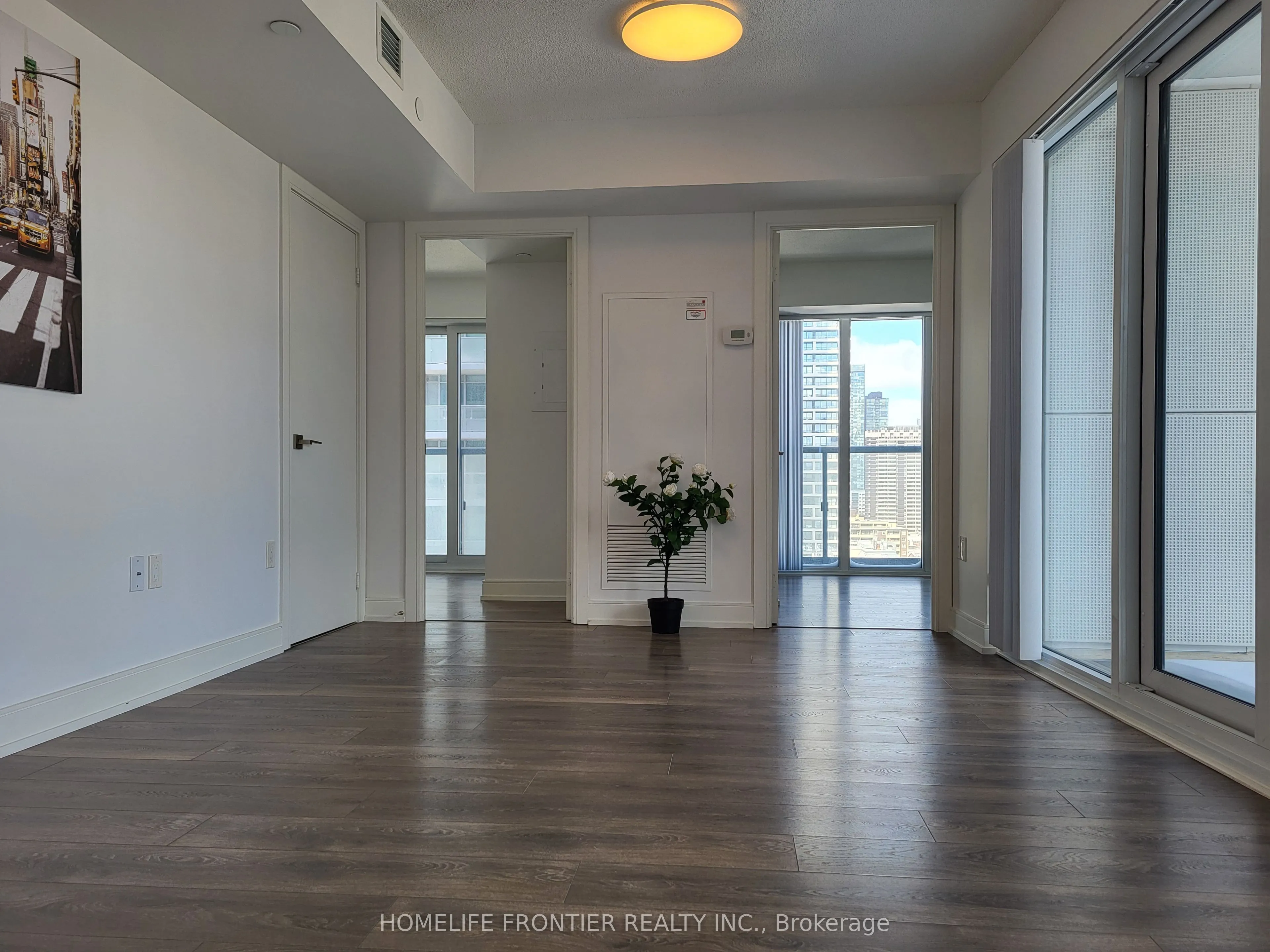 89 Mcgill Street, #1705