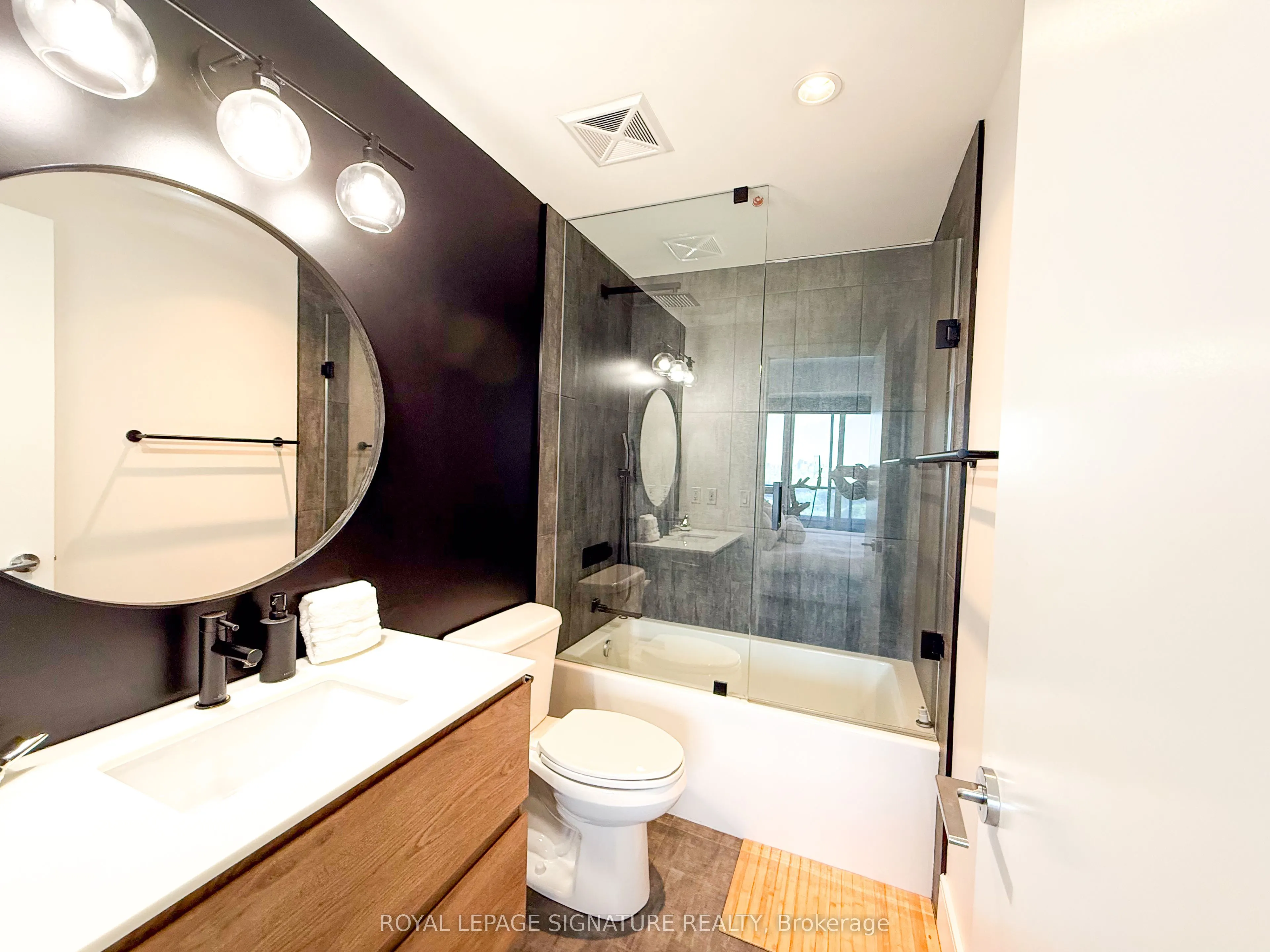 181 Wynford Drive, #2607