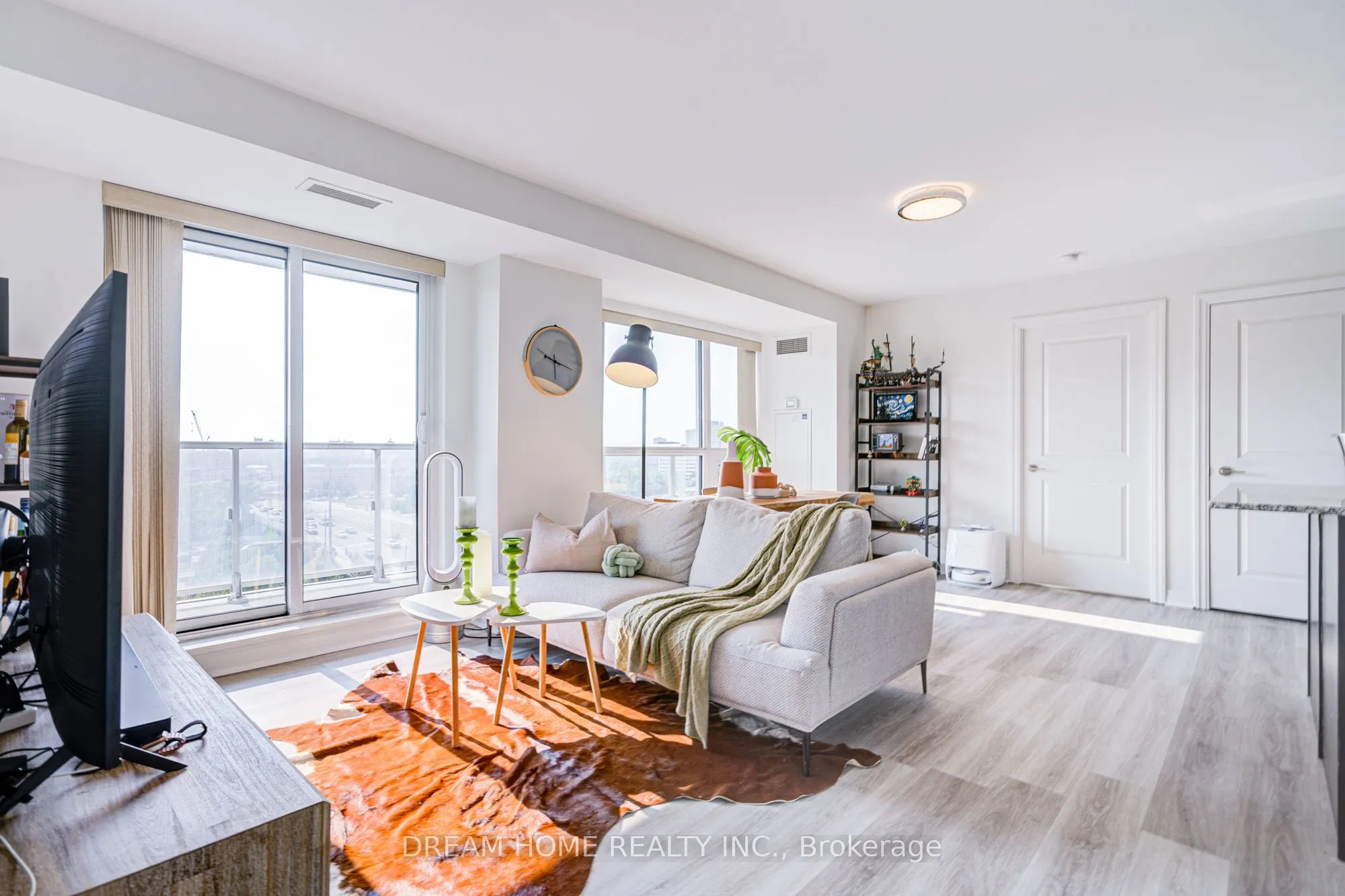 2015 Sheppard Avenue E, #904