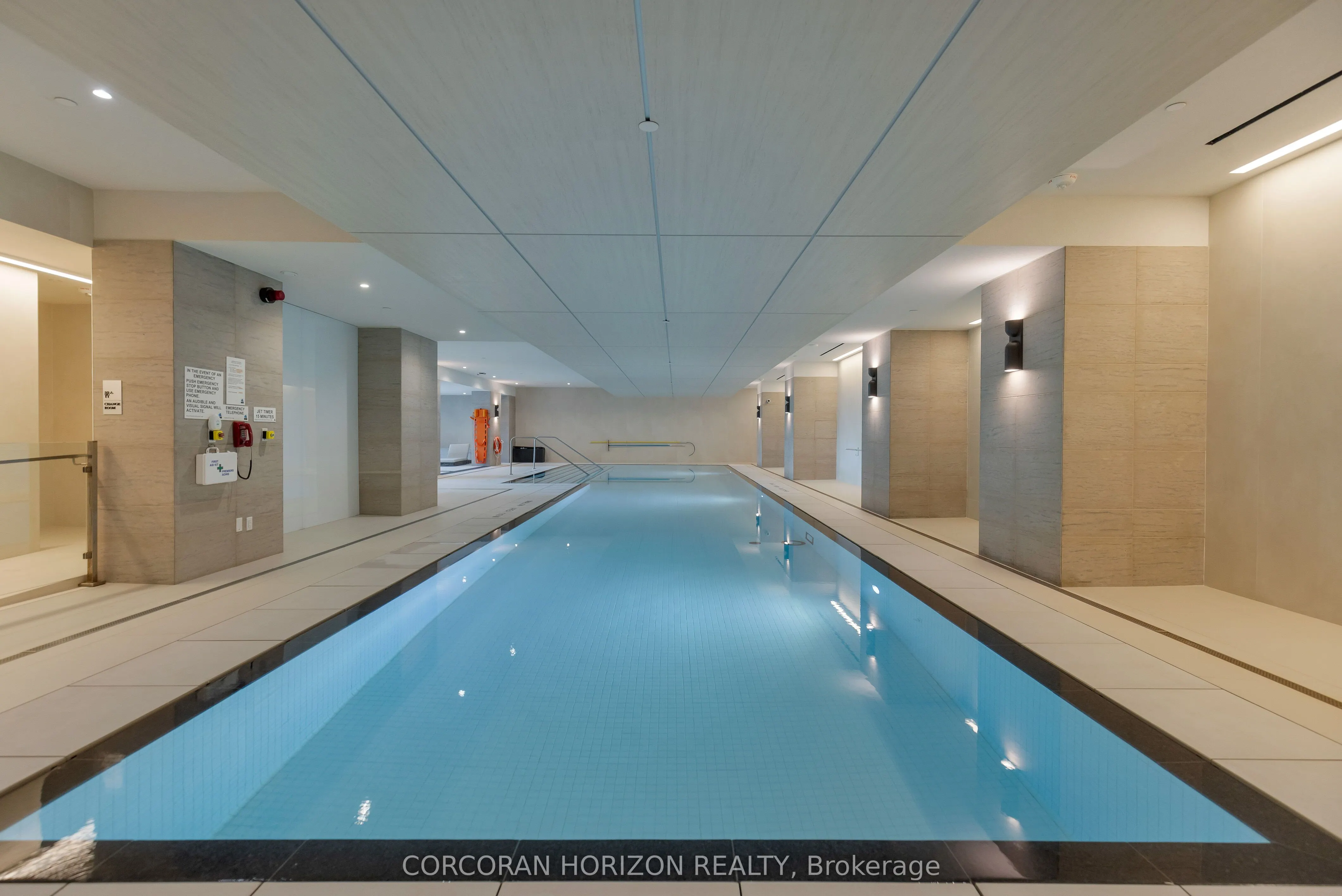 200 Cumberland Street, #3802