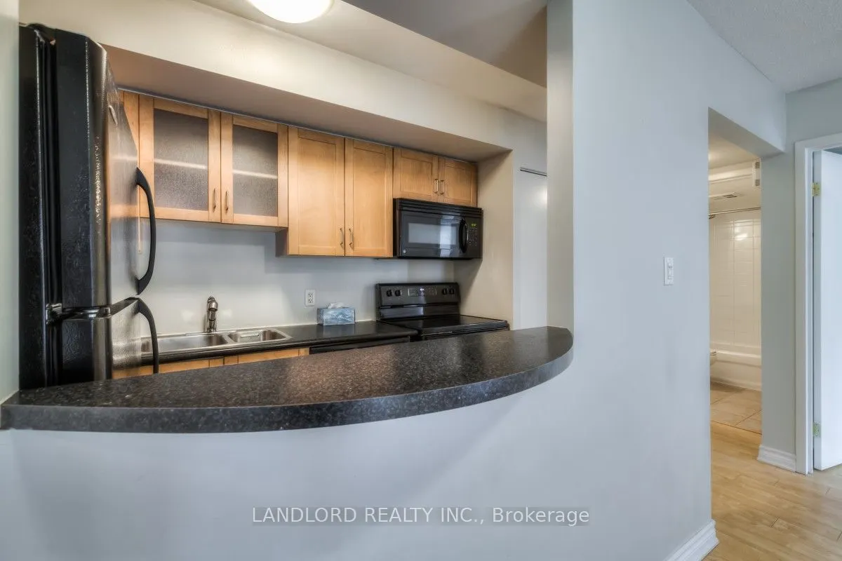 21 Pirandello Street, #1221
