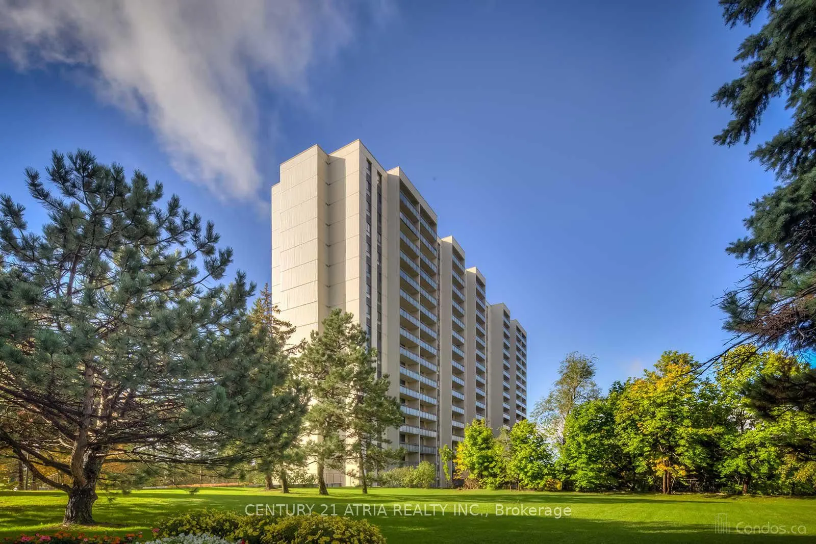 350 Seneca Hill Drive, #814