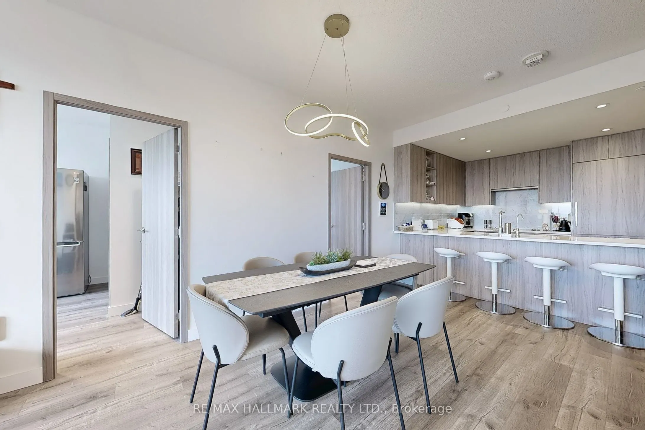 95 McMahon Drive, #3103