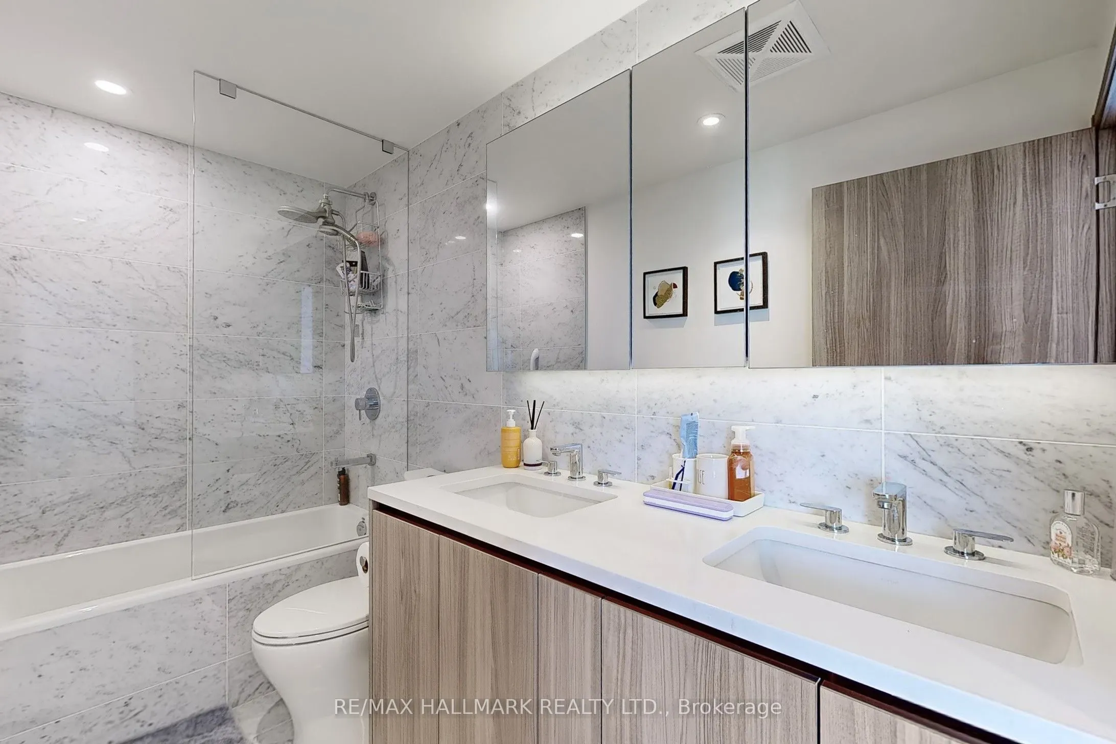 95 McMahon Drive, #3103