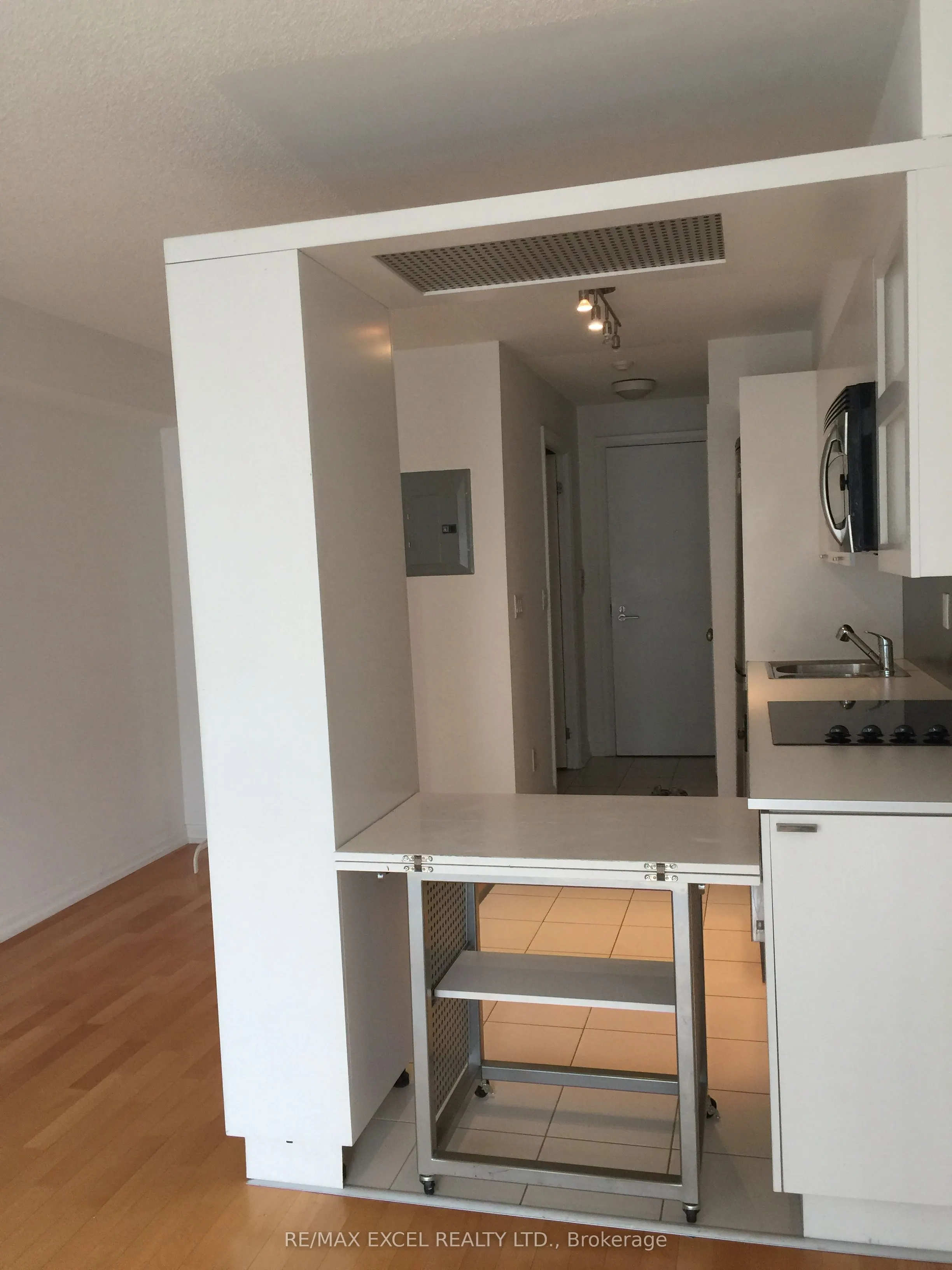 111 Elizabeth Street, #929