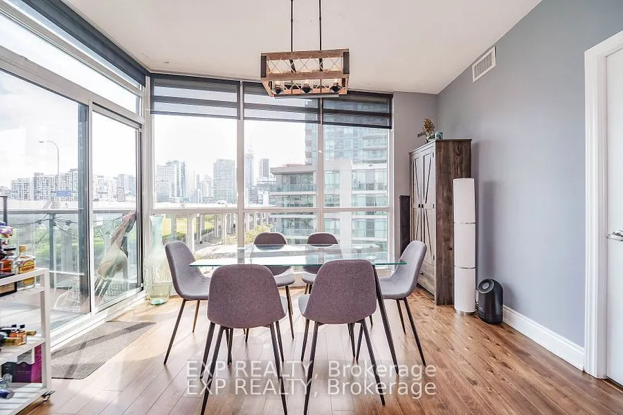 231 Fort York Boulevard, #730