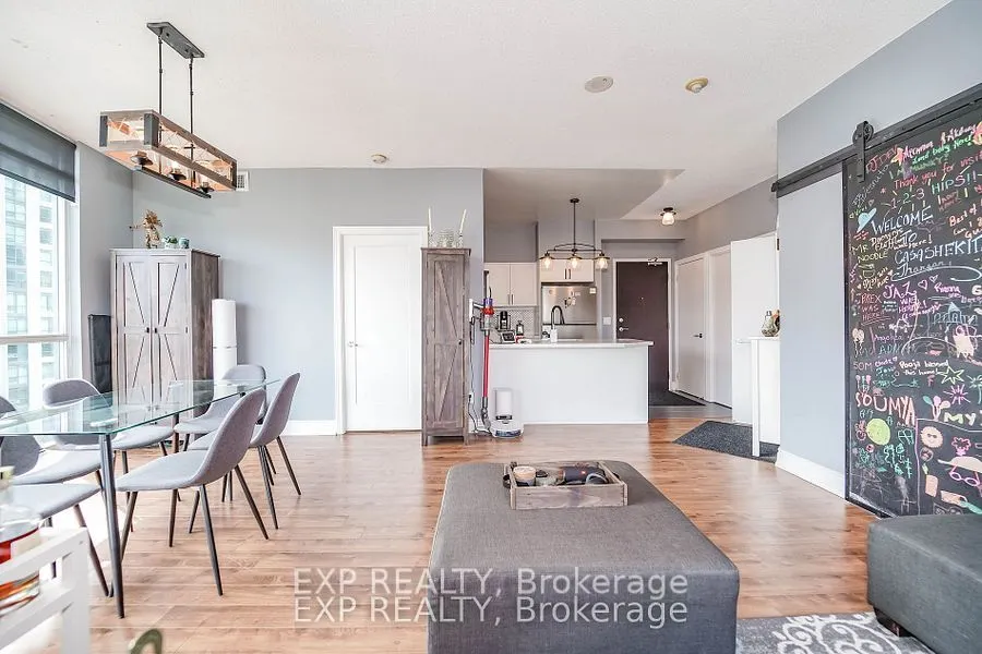 231 Fort York Boulevard, #730