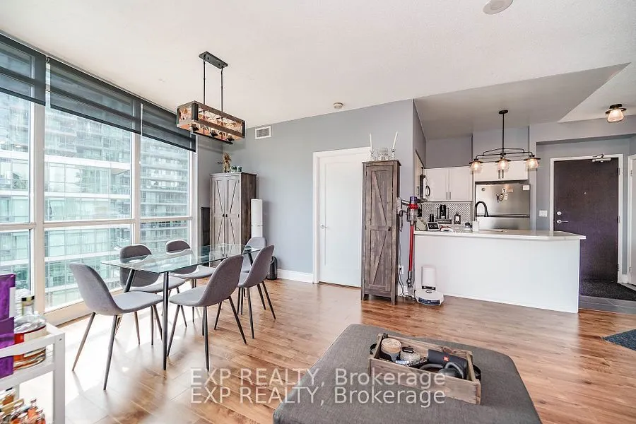 231 Fort York Boulevard, #730